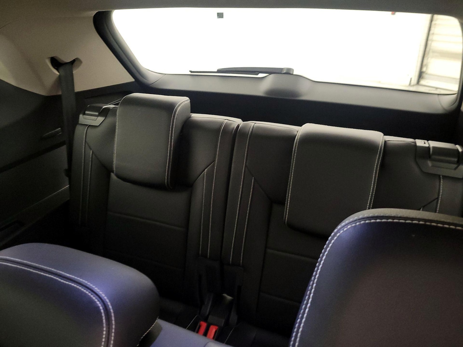 2023 Volkswagen Atlas SE w/Tech - Photo 21
