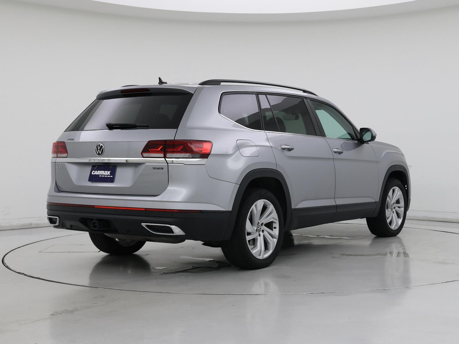 2023 Volkswagen Atlas SE w/Tech - Photo 9