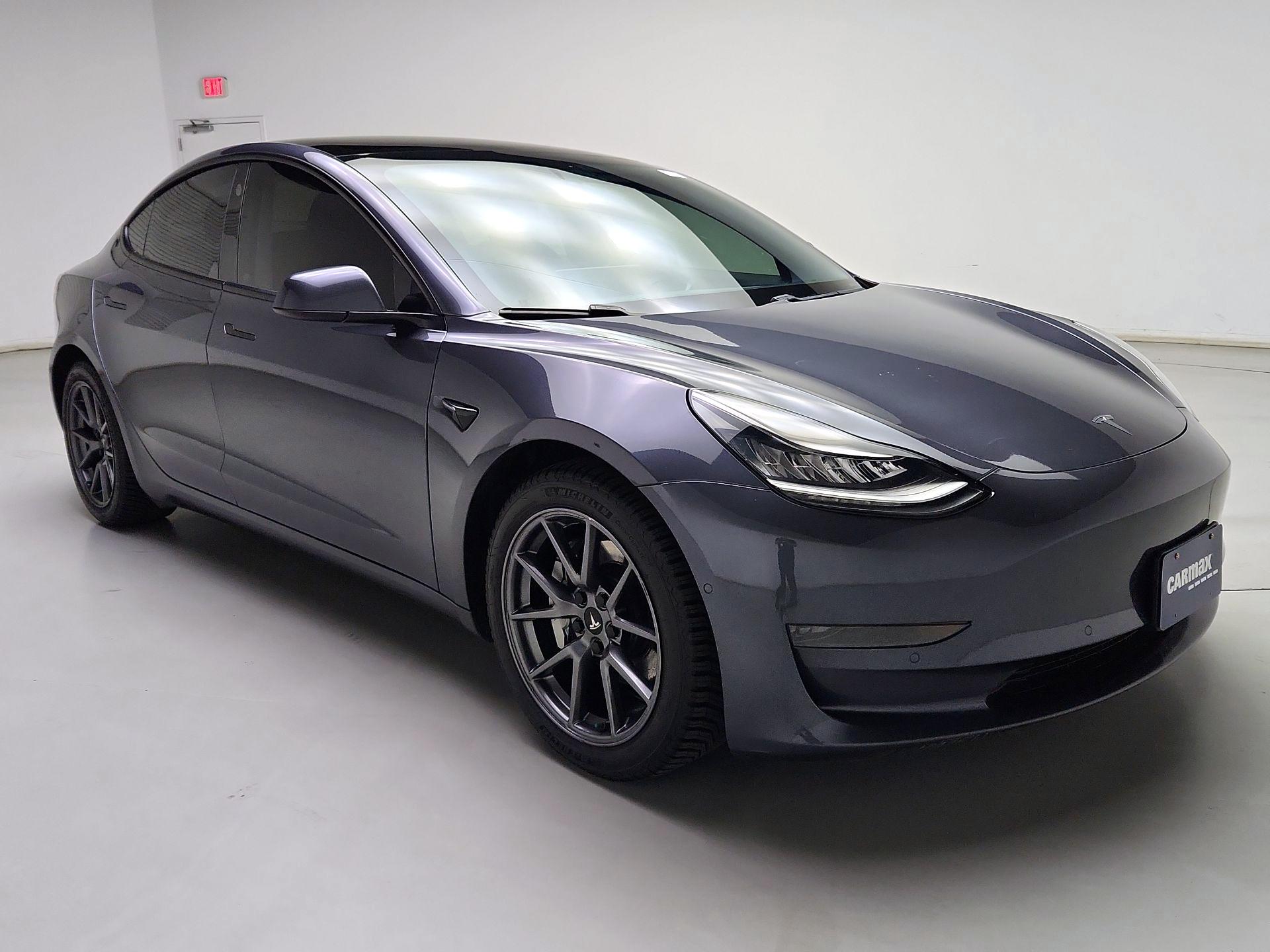 Thumbnail: 2021 Tesla Model 3 - 1