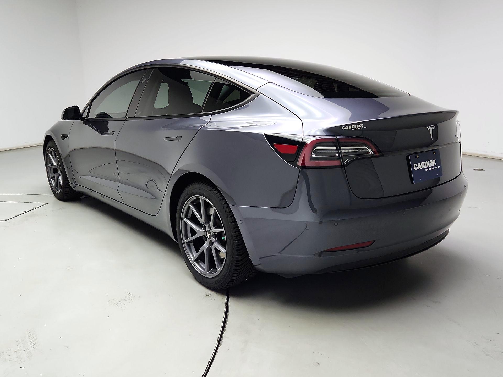 Thumbnail: 2021 Tesla Model 3 - 7