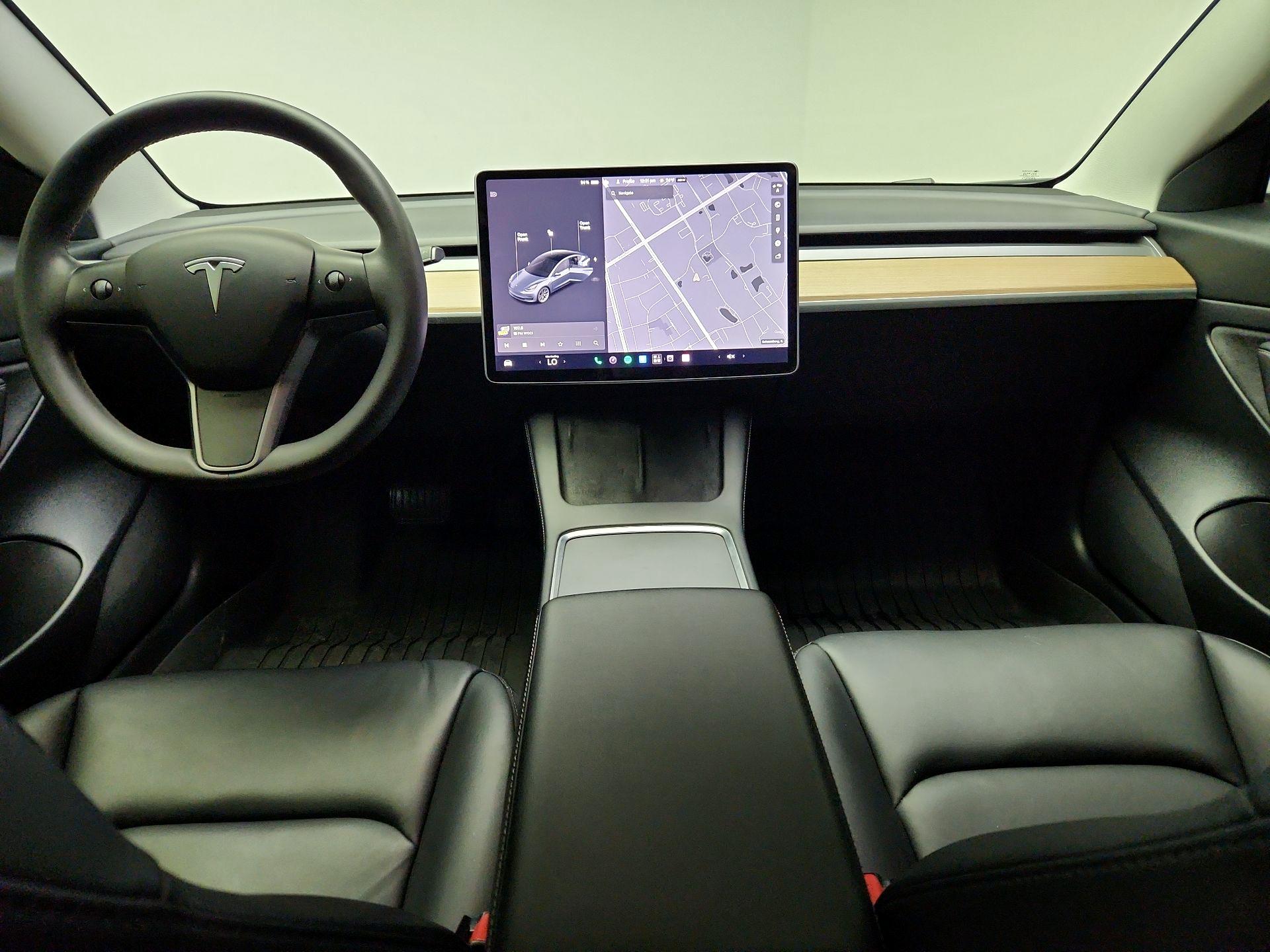 Thumbnail: 2021 Tesla Model 3 - 8