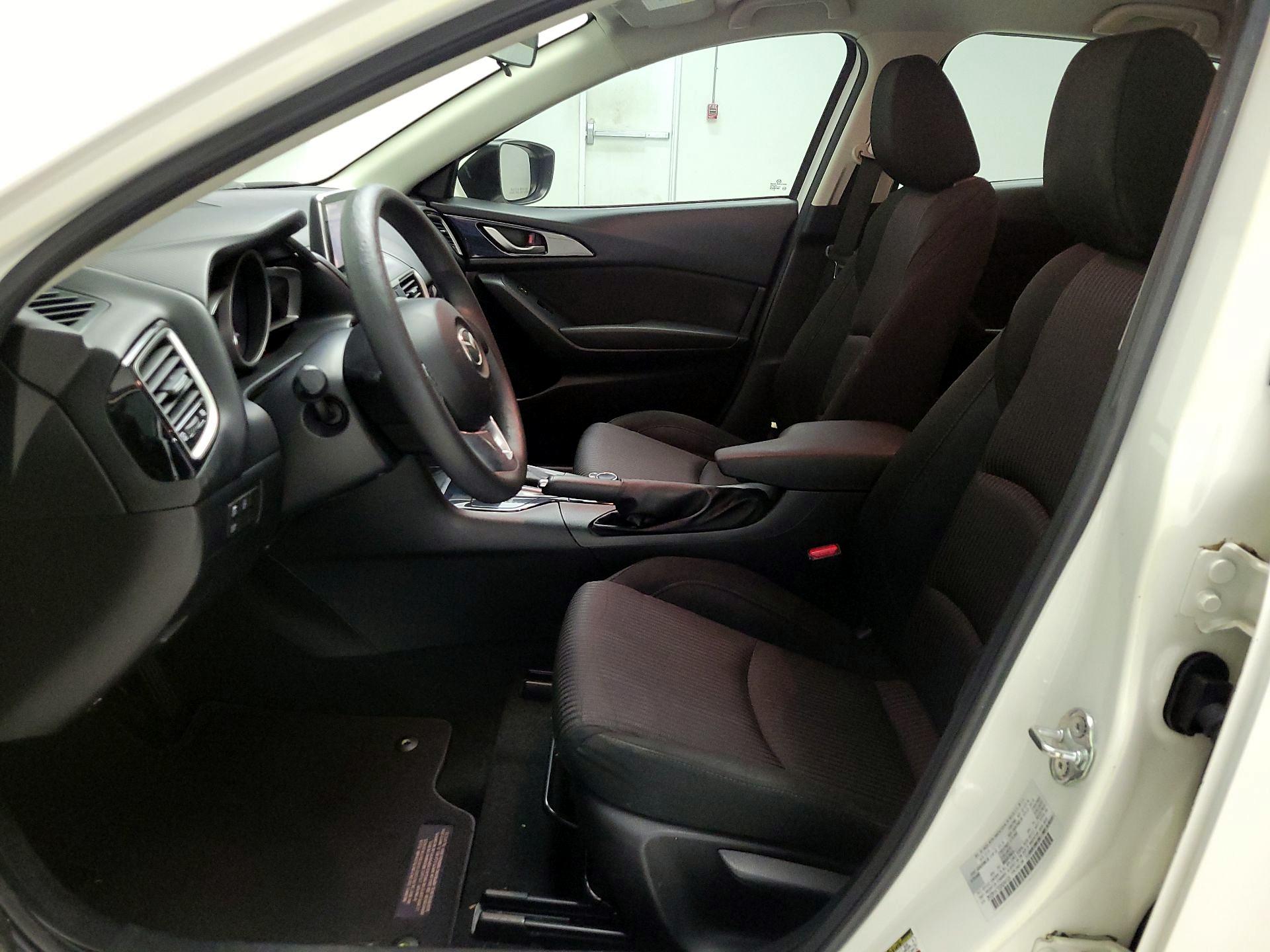 Thumbnail: 2016 Mazda Mazda3 - 11