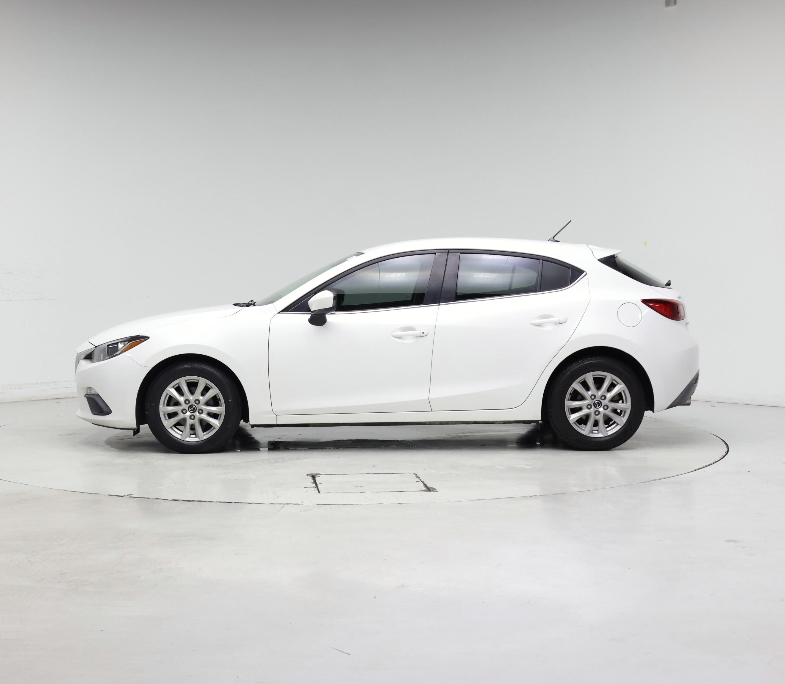 Thumbnail: 2016 Mazda Mazda3 - 3
