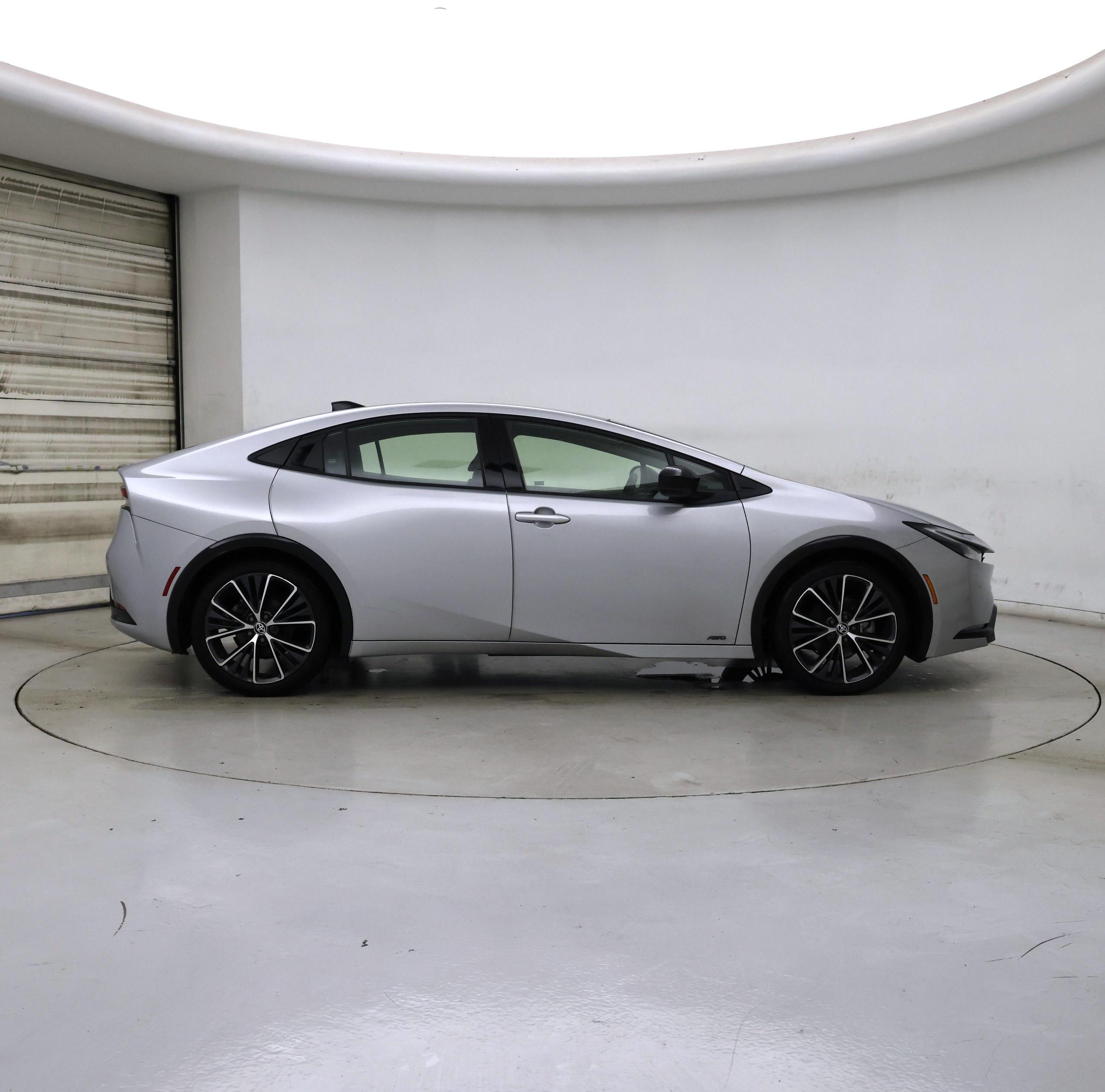 Thumbnail: 2024 Toyota Prius - 7