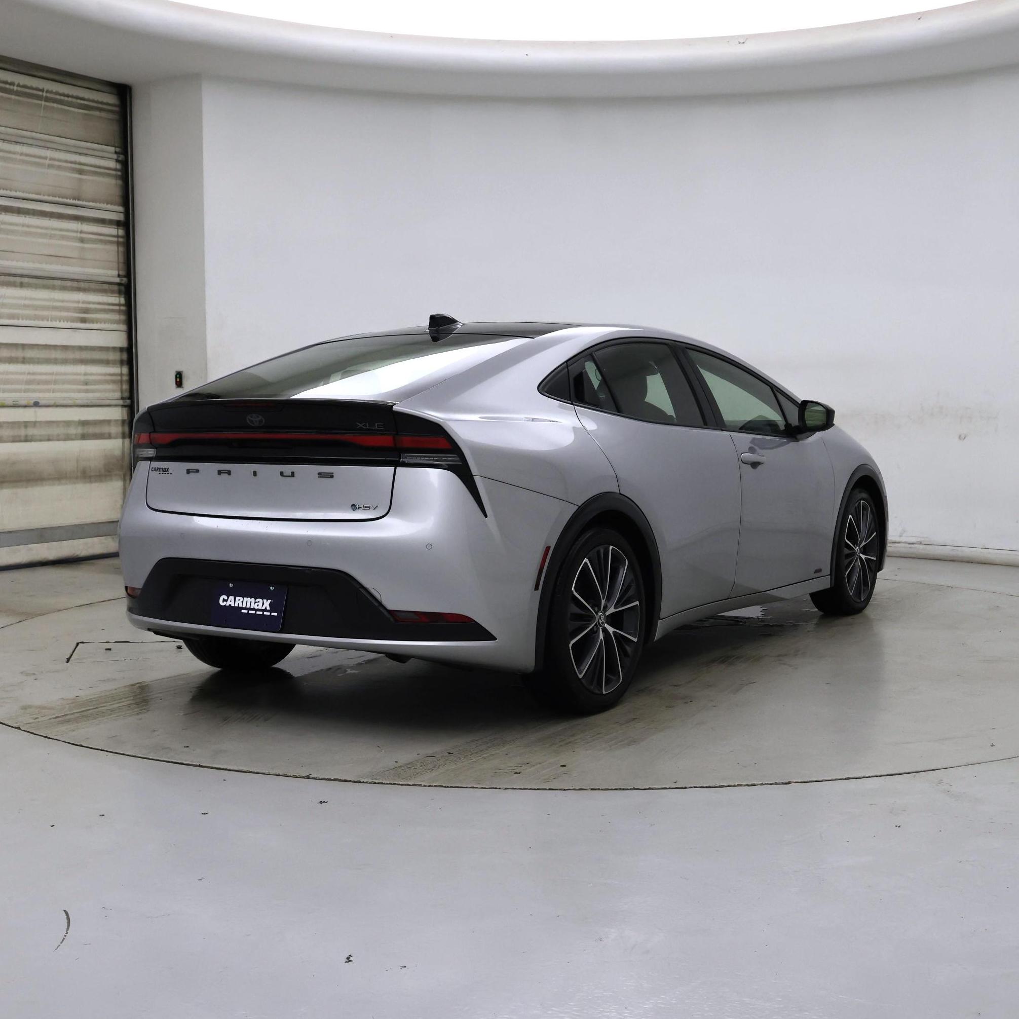 Thumbnail: 2024 Toyota Prius - 8