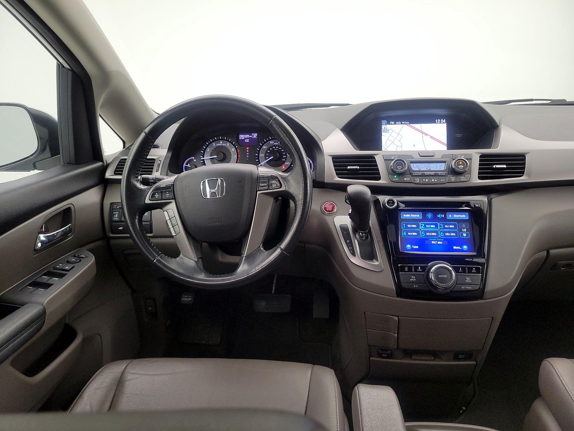 Thumbnail: 2016 Honda Odyssey - 10