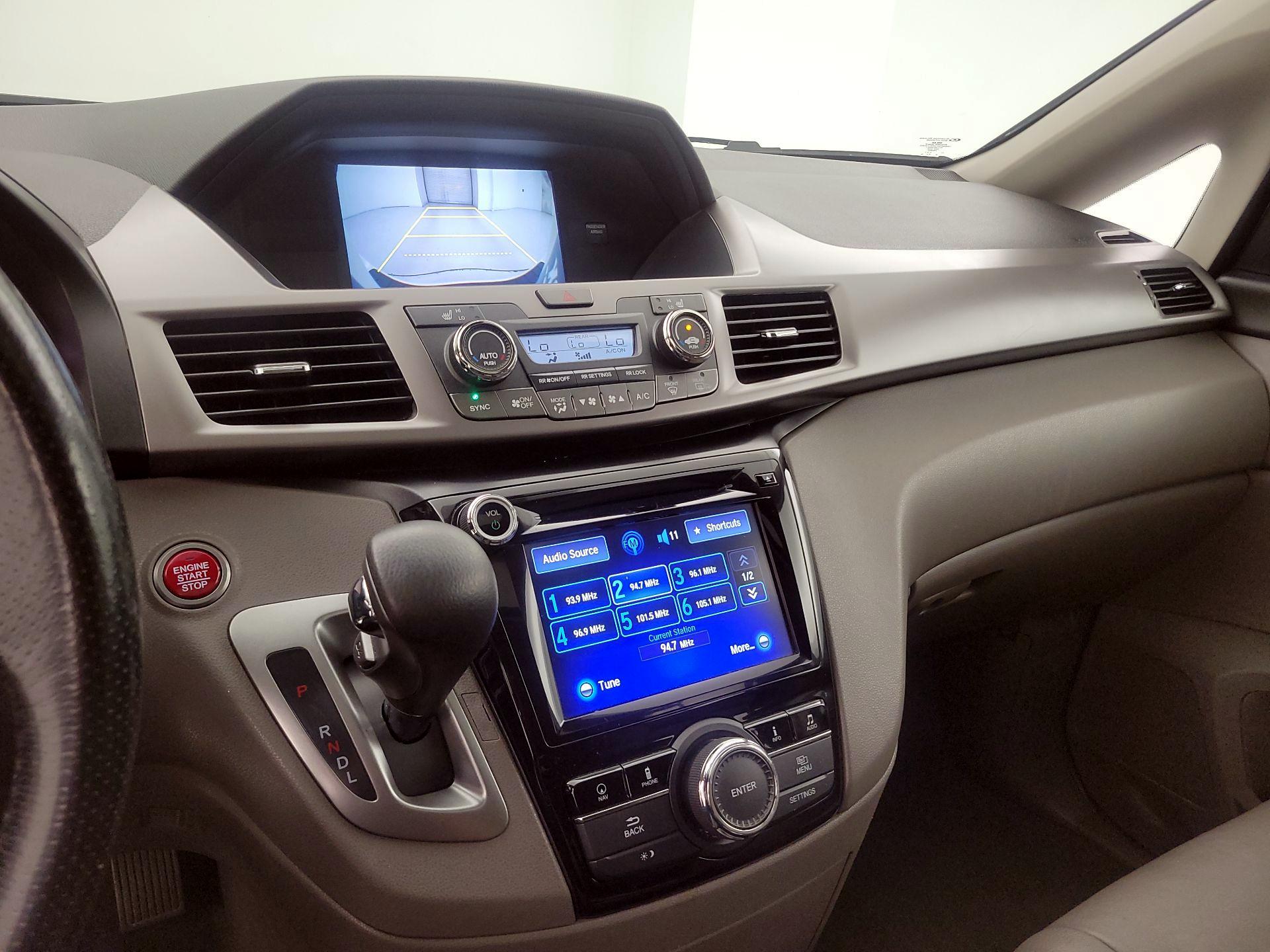 Thumbnail: 2016 Honda Odyssey - 15