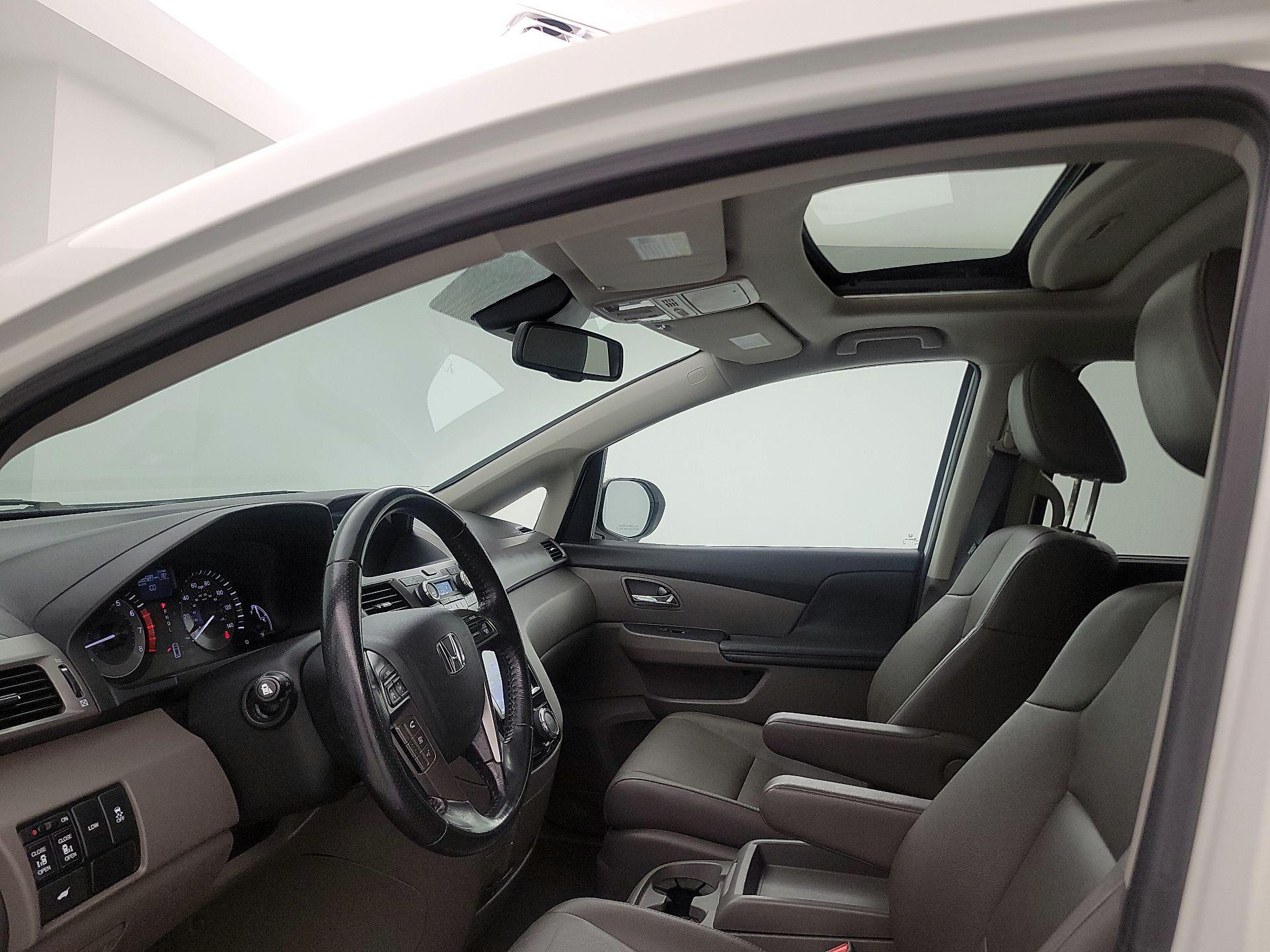 Thumbnail: 2016 Honda Odyssey - 20