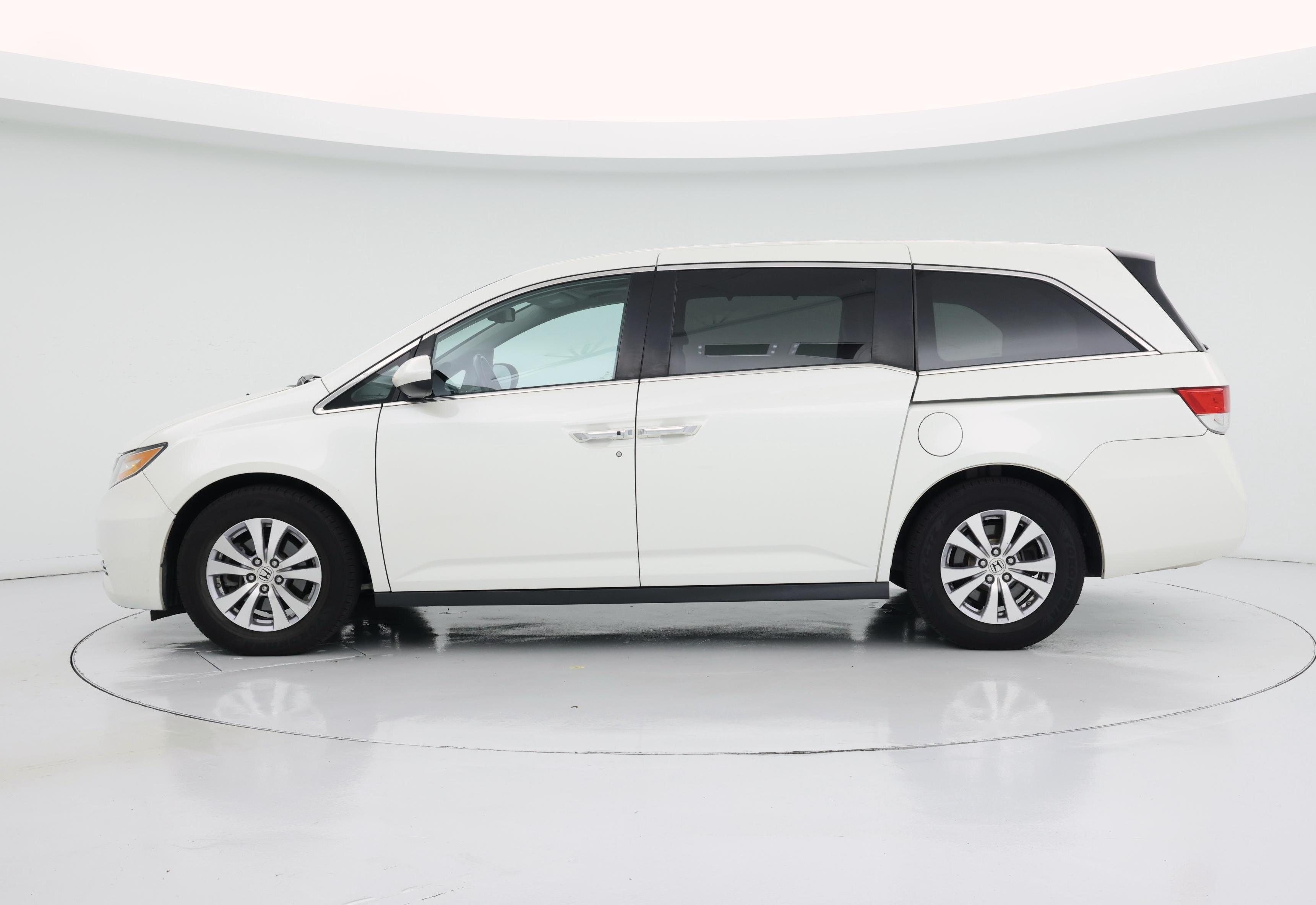 Thumbnail: 2016 Honda Odyssey - 3