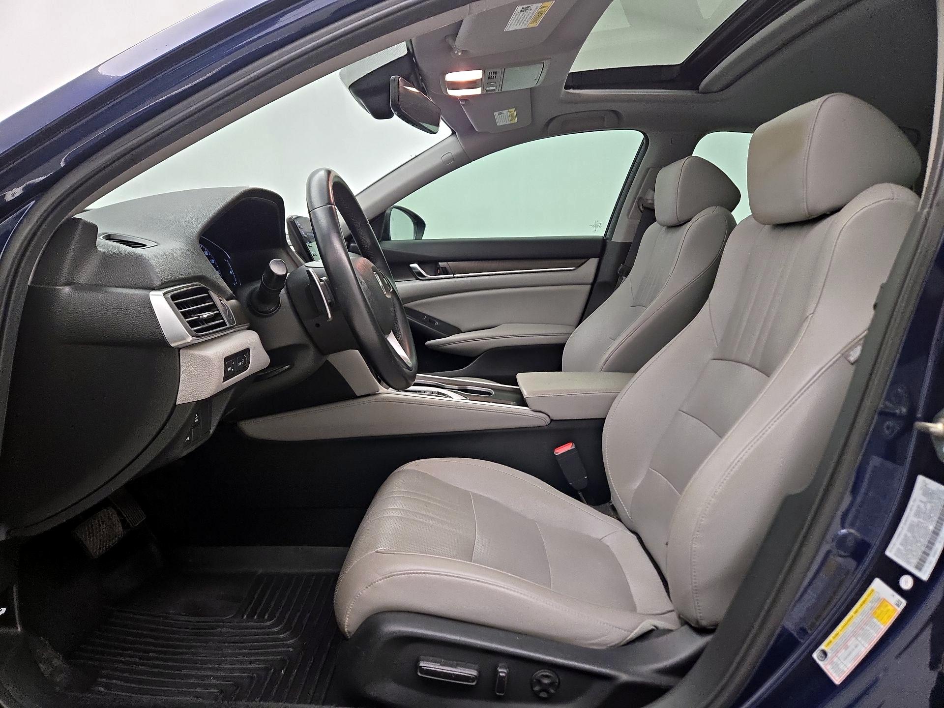 Thumbnail: 2019 Honda Accord - 11