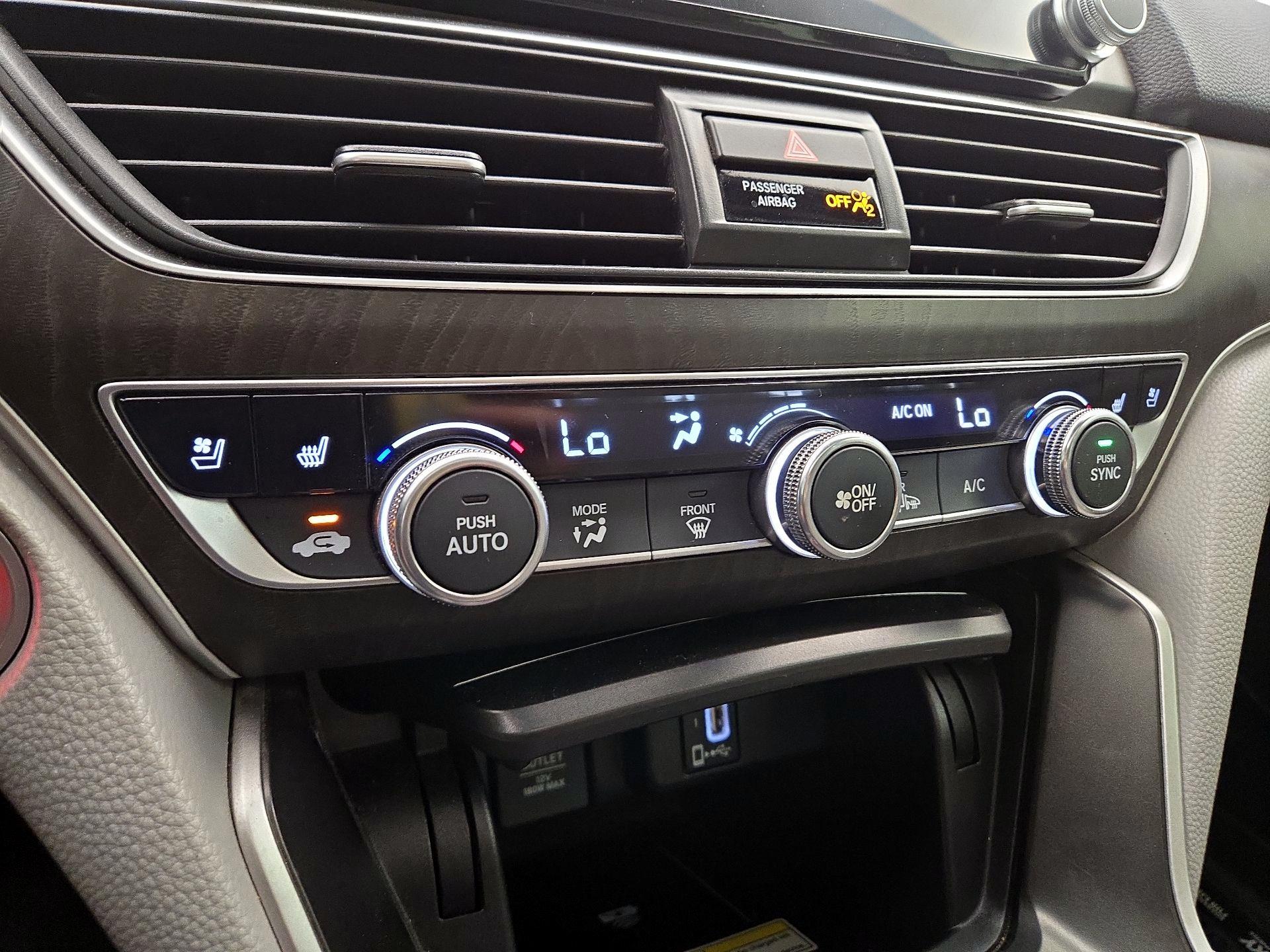 Thumbnail: 2019 Honda Accord - 17