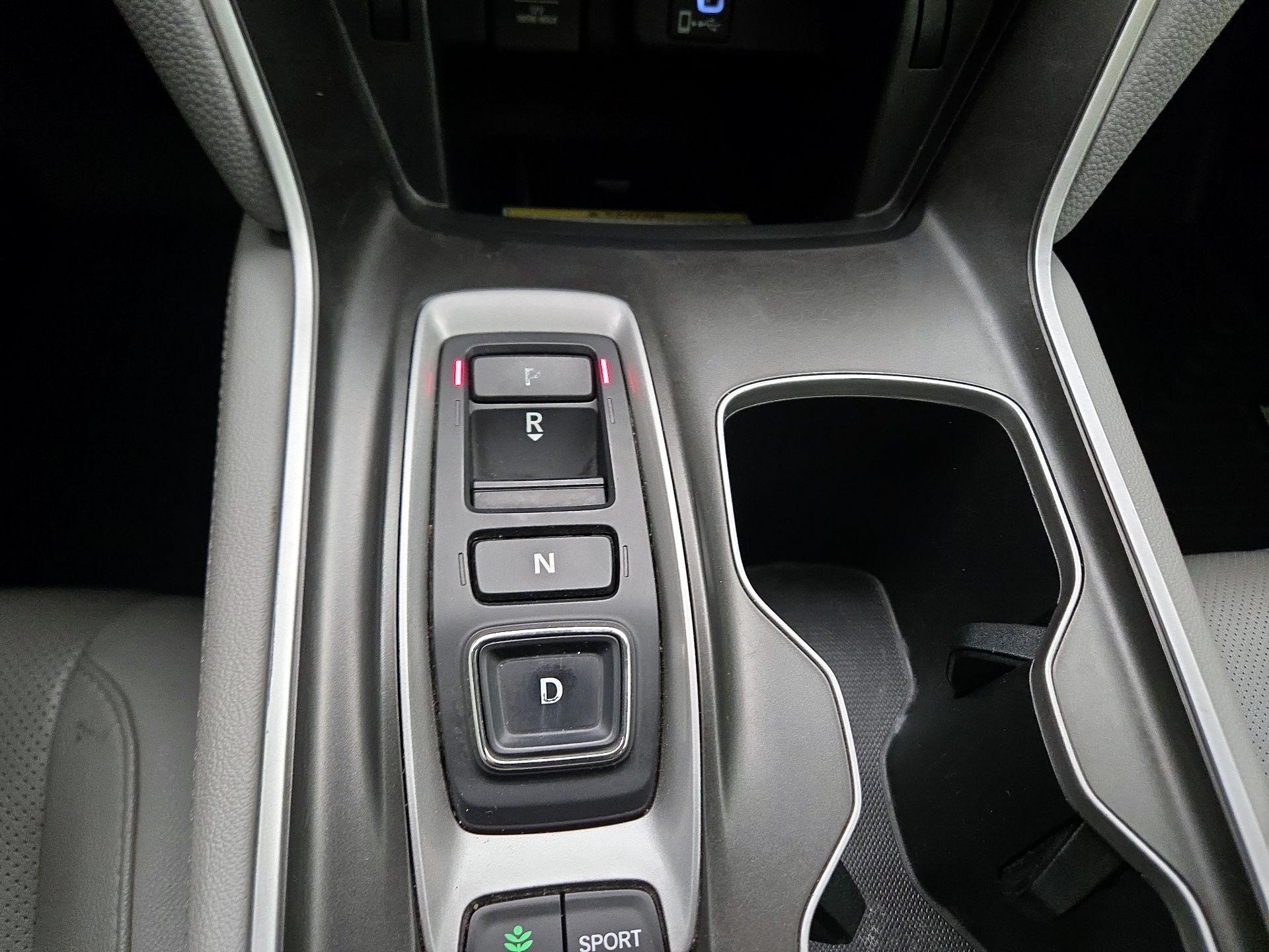 Thumbnail: 2019 Honda Accord - 18