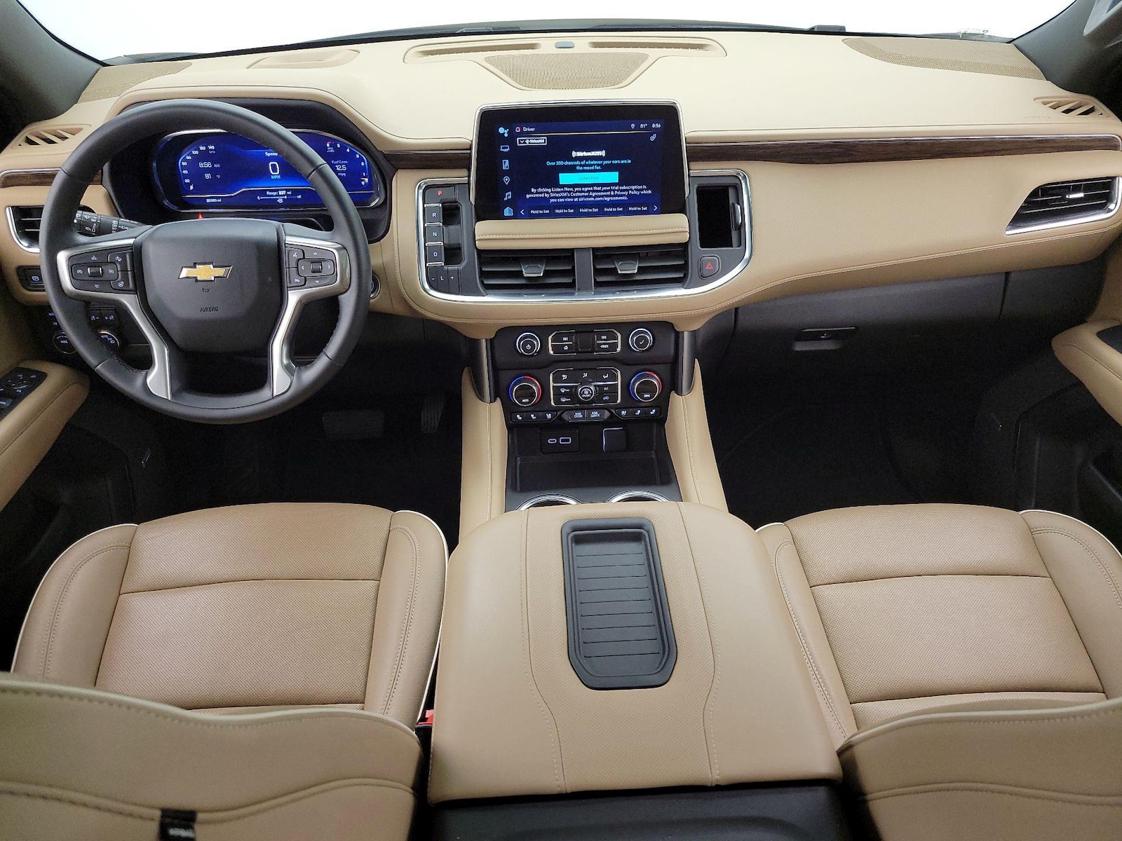 2024 Chevrolet Suburban Premier - Photo 10