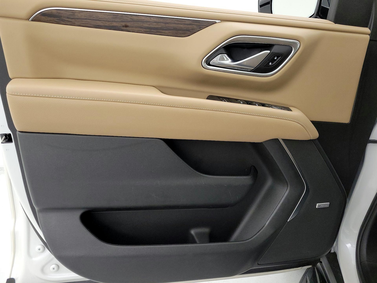 2024 Chevrolet Suburban Premier - Photo 13