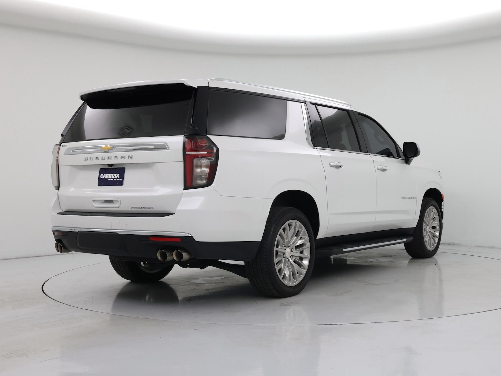 2024 Chevrolet Suburban Premier - Photo 9