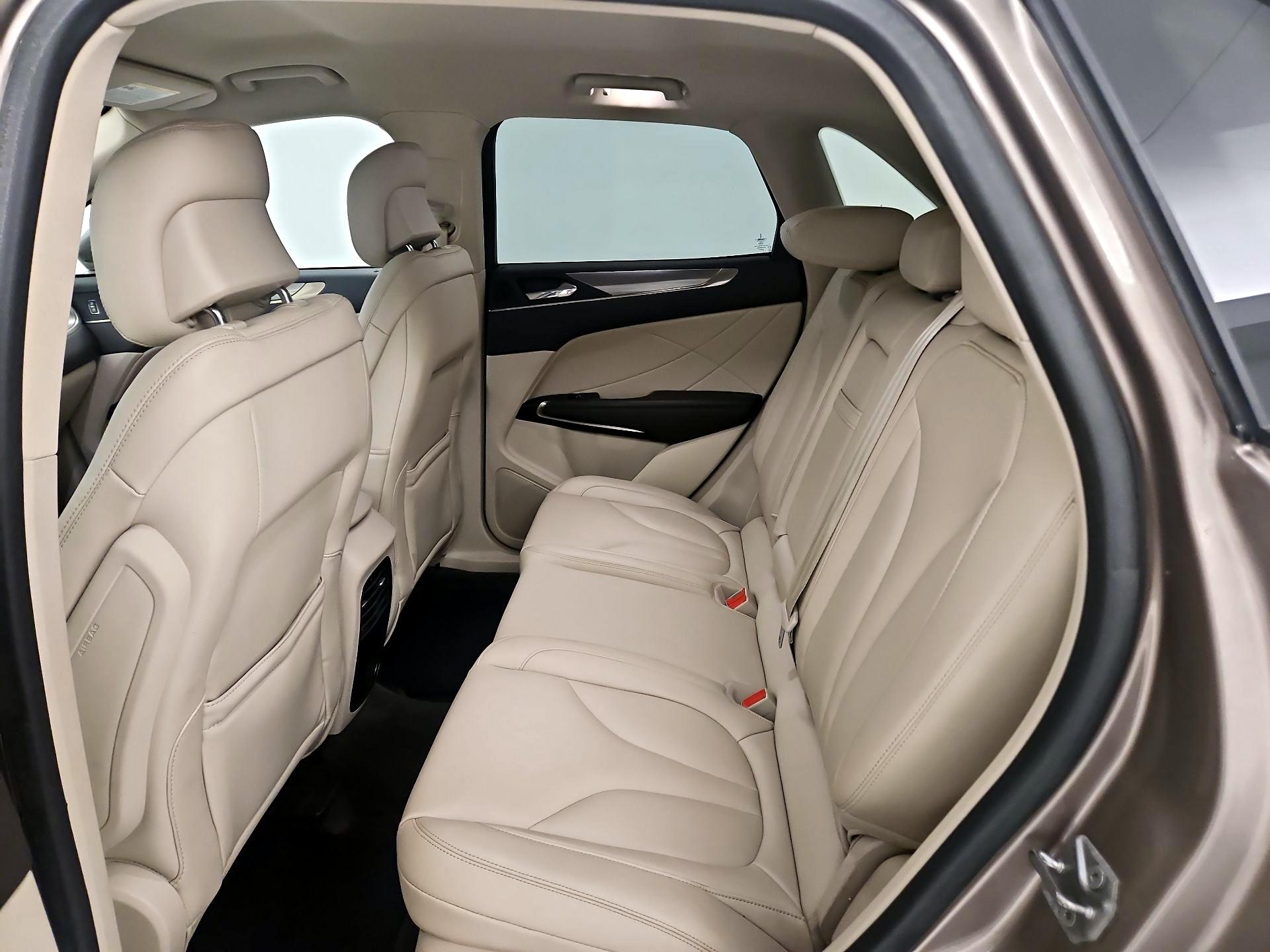 Thumbnail: 2018 Lincoln MKC - 17