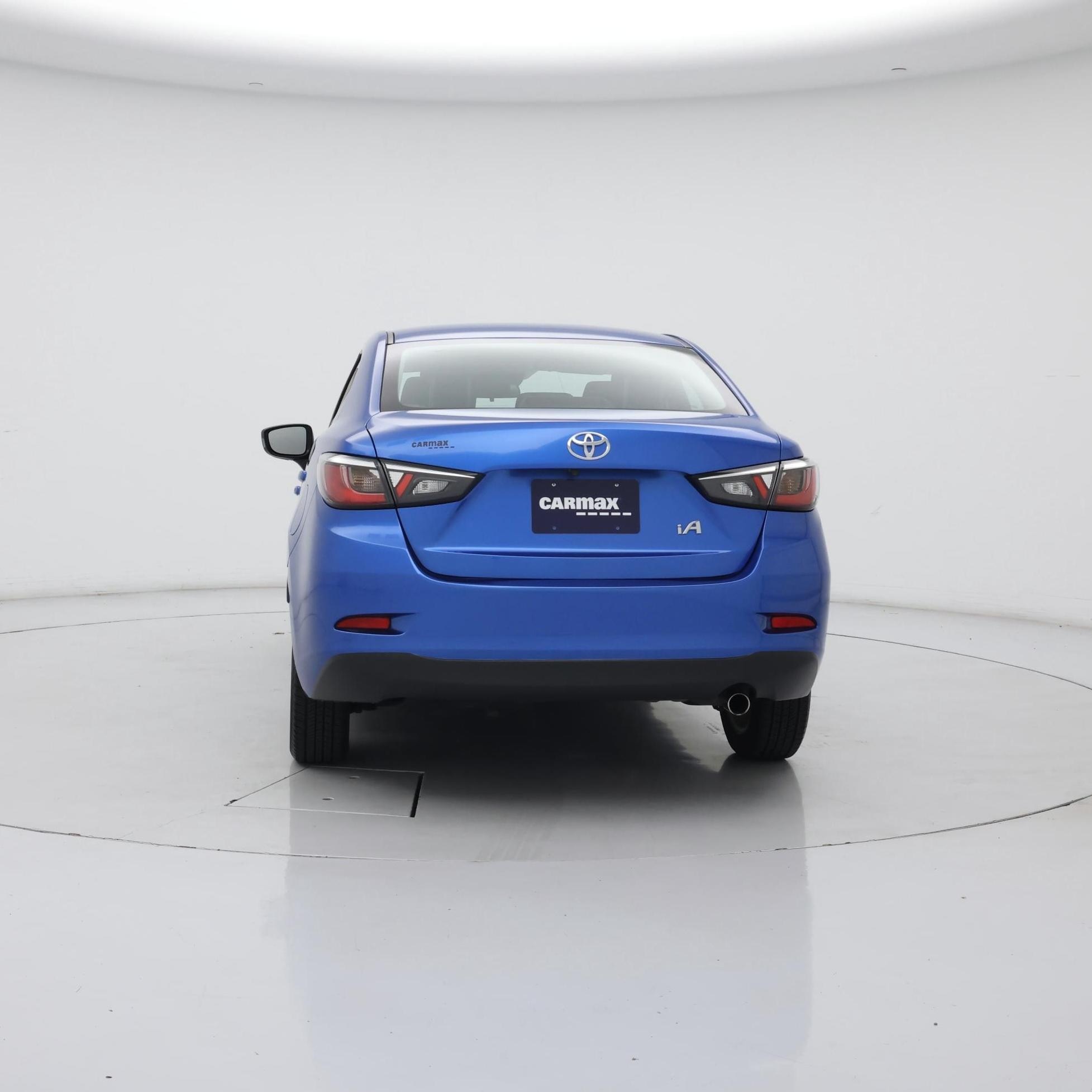 Thumbnail: 2017 Toyota Yaris iA - 6