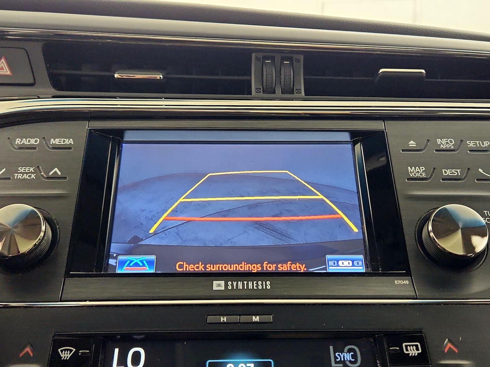 2014 Toyota Avalon Limited - Photo 14