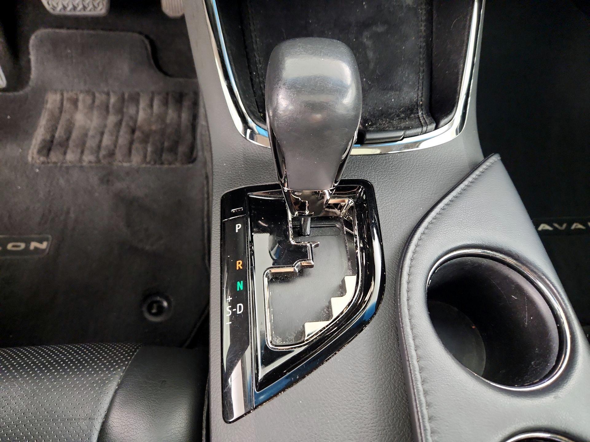 Thumbnail: 2014 Toyota Avalon - 16