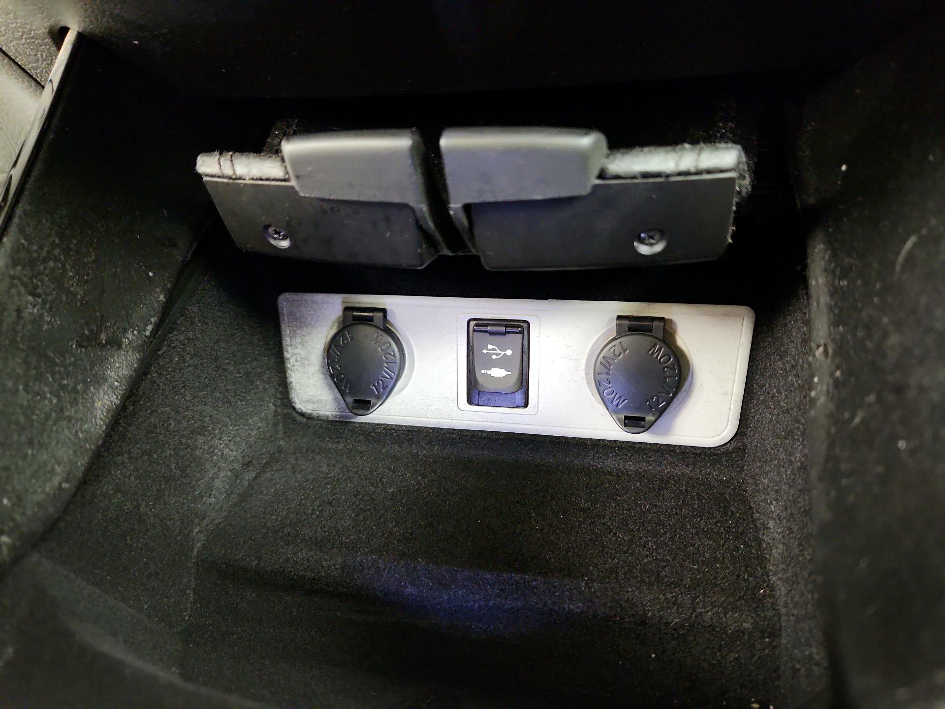 Thumbnail: 2014 Toyota Avalon - 17