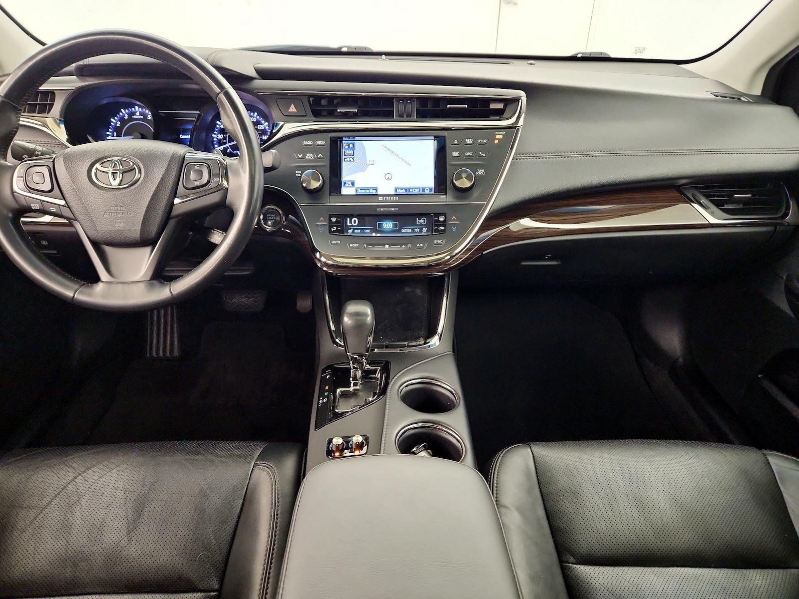2014 Toyota Avalon Limited - Photo 8