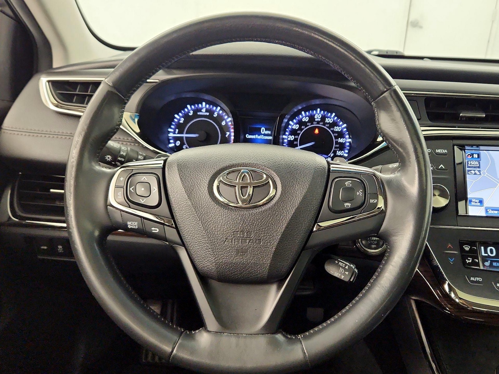 2014 Toyota Avalon Limited - Photo 9