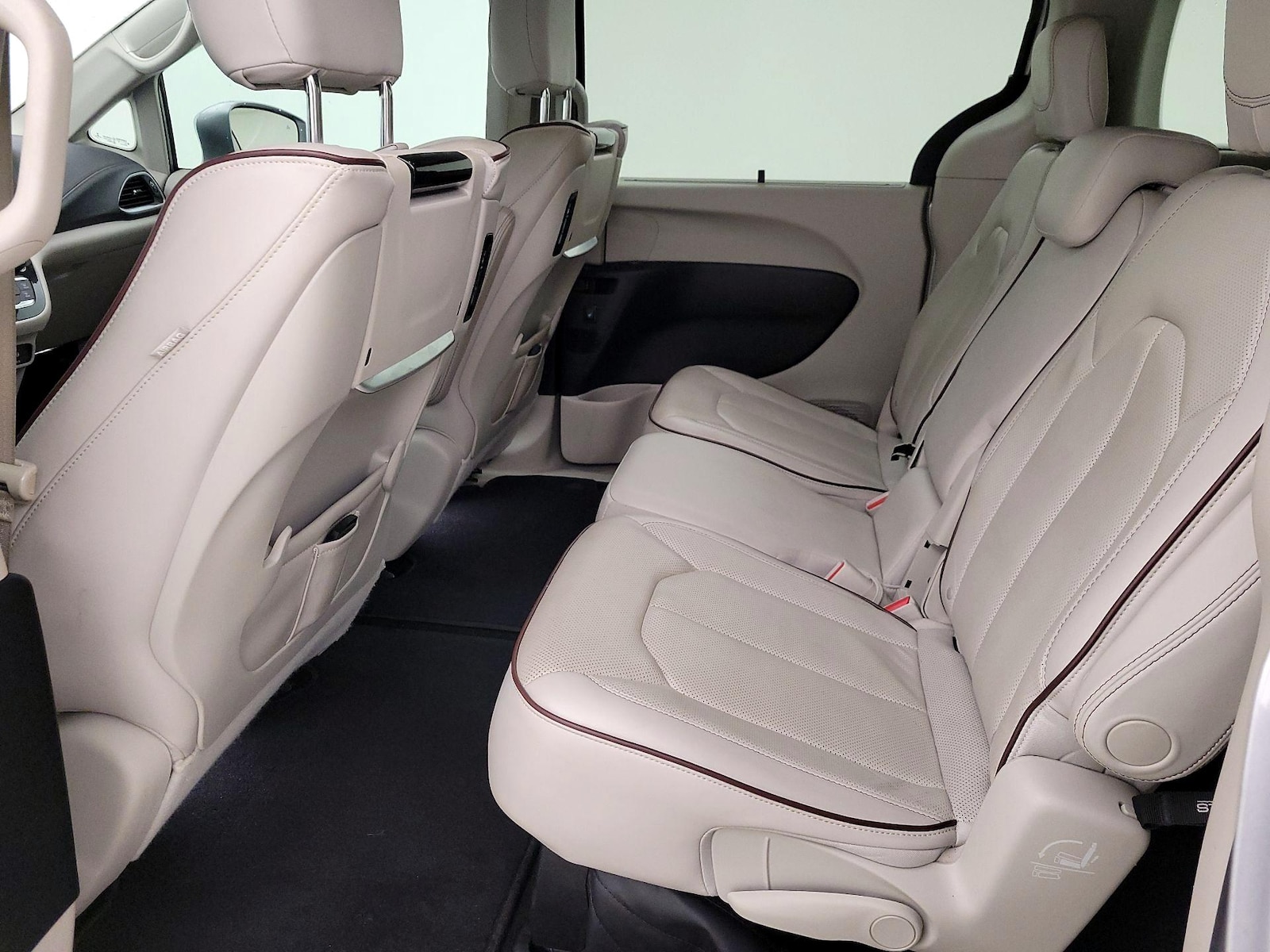 2017 Chrysler Pacifica Limited - Photo 21