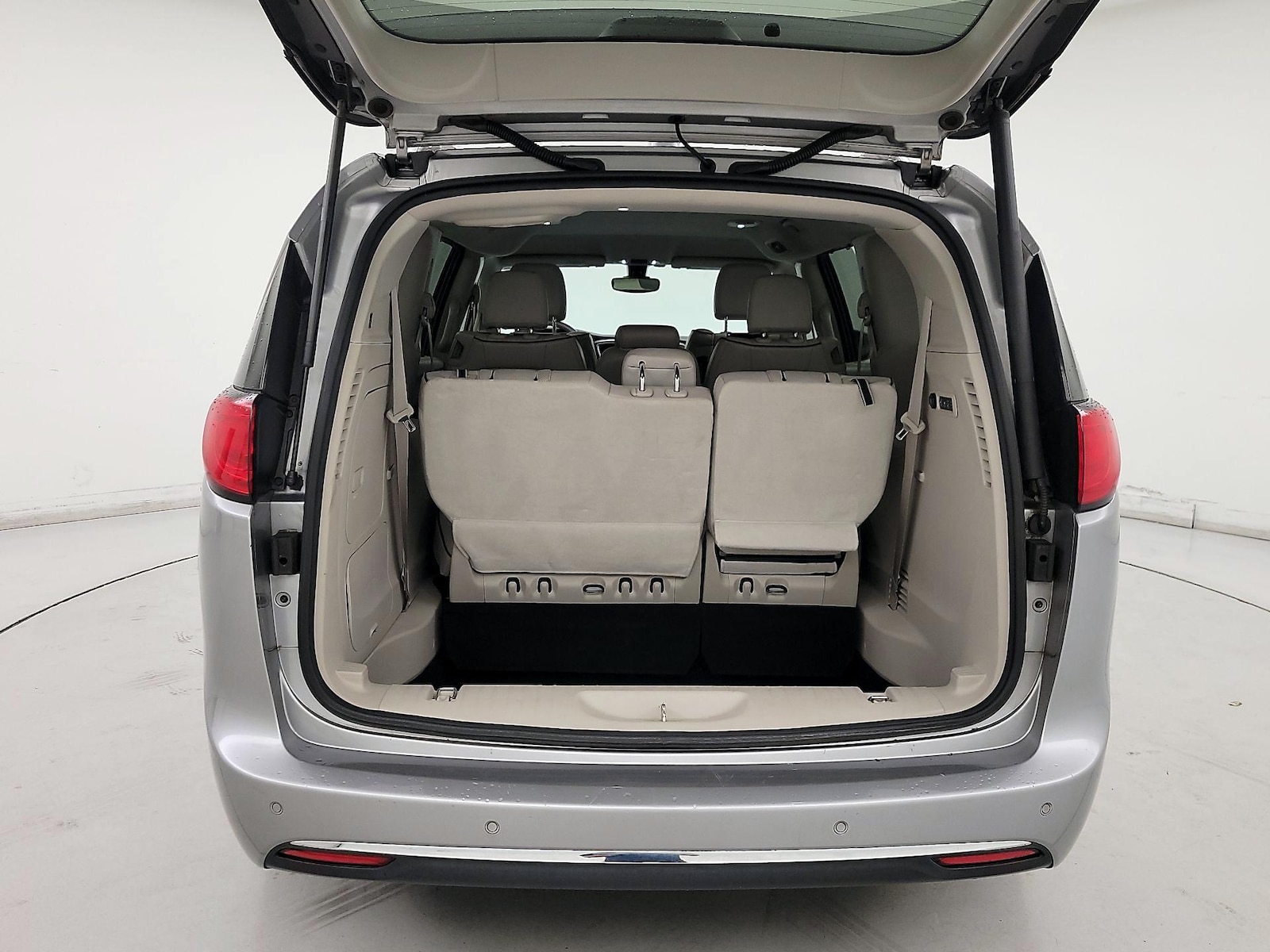 2017 Chrysler Pacifica Limited - Photo 23