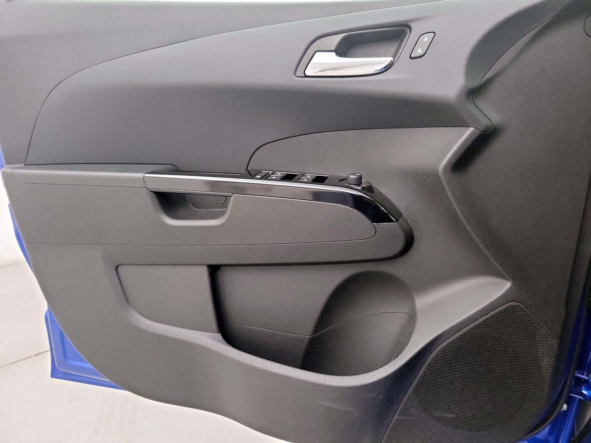Thumbnail: 2020 Chevrolet Sonic - 12
