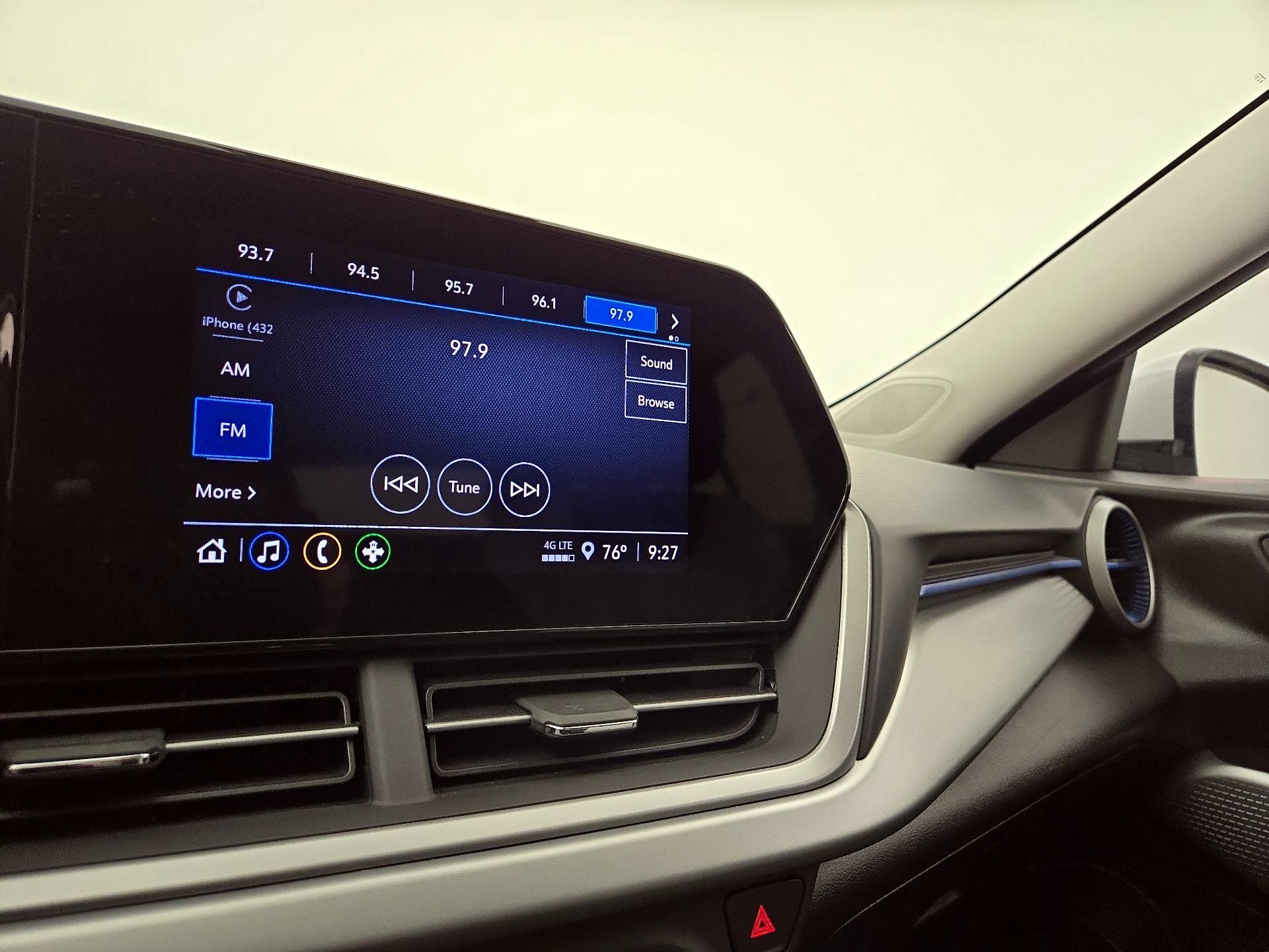 Thumbnail: 2024 Chevrolet Trax - 15