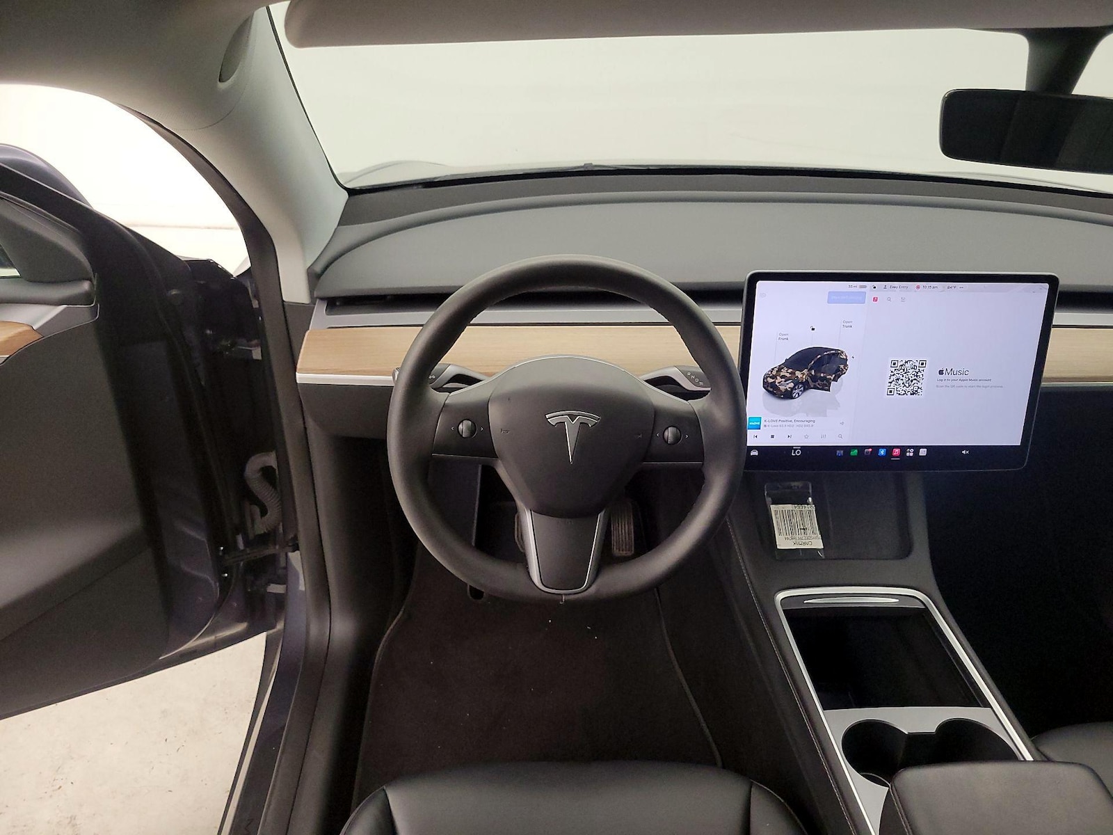 2023 Tesla Model Y Long Range - Photo 9