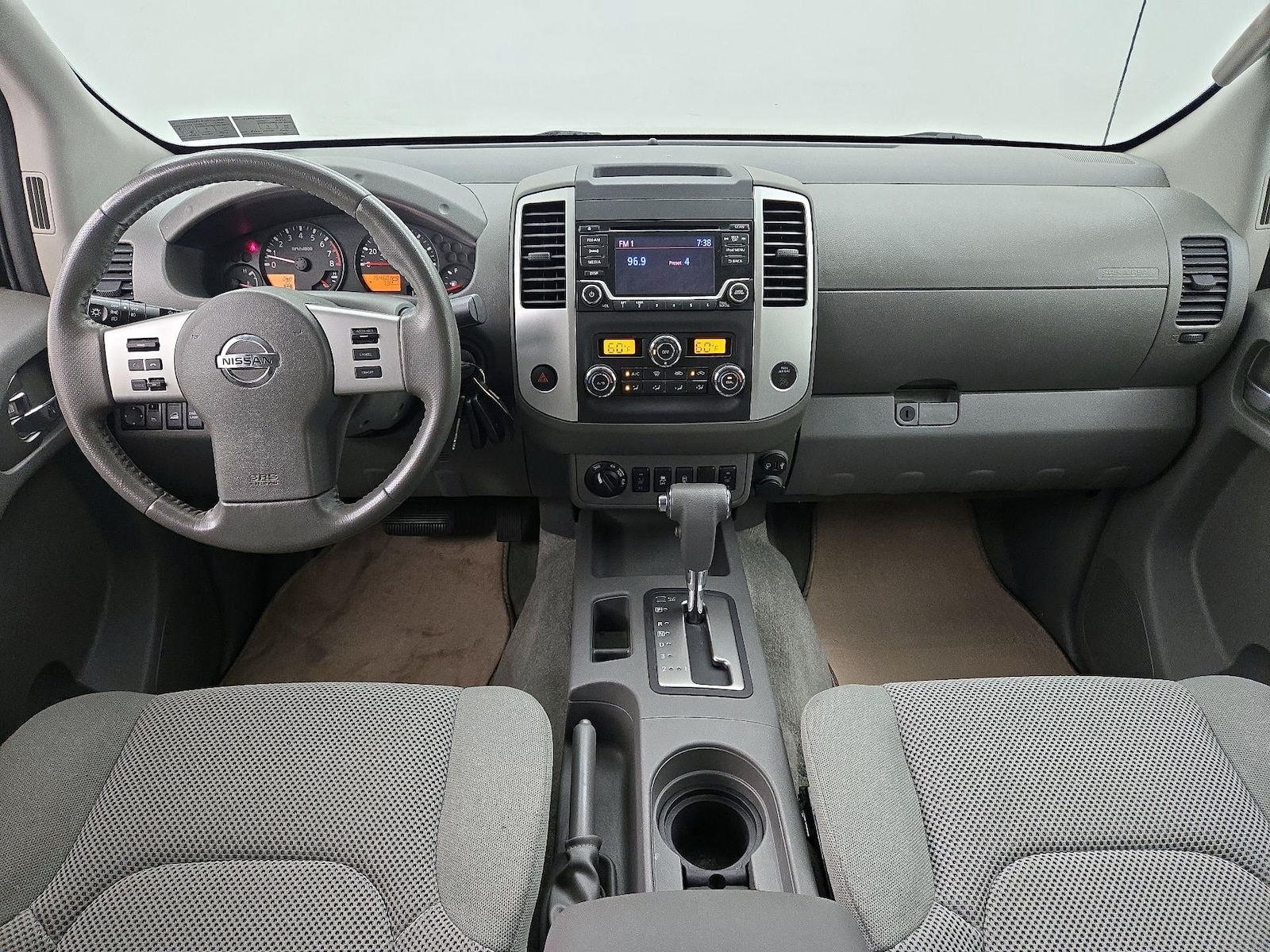 2018 Nissan Frontier SV - Photo 10