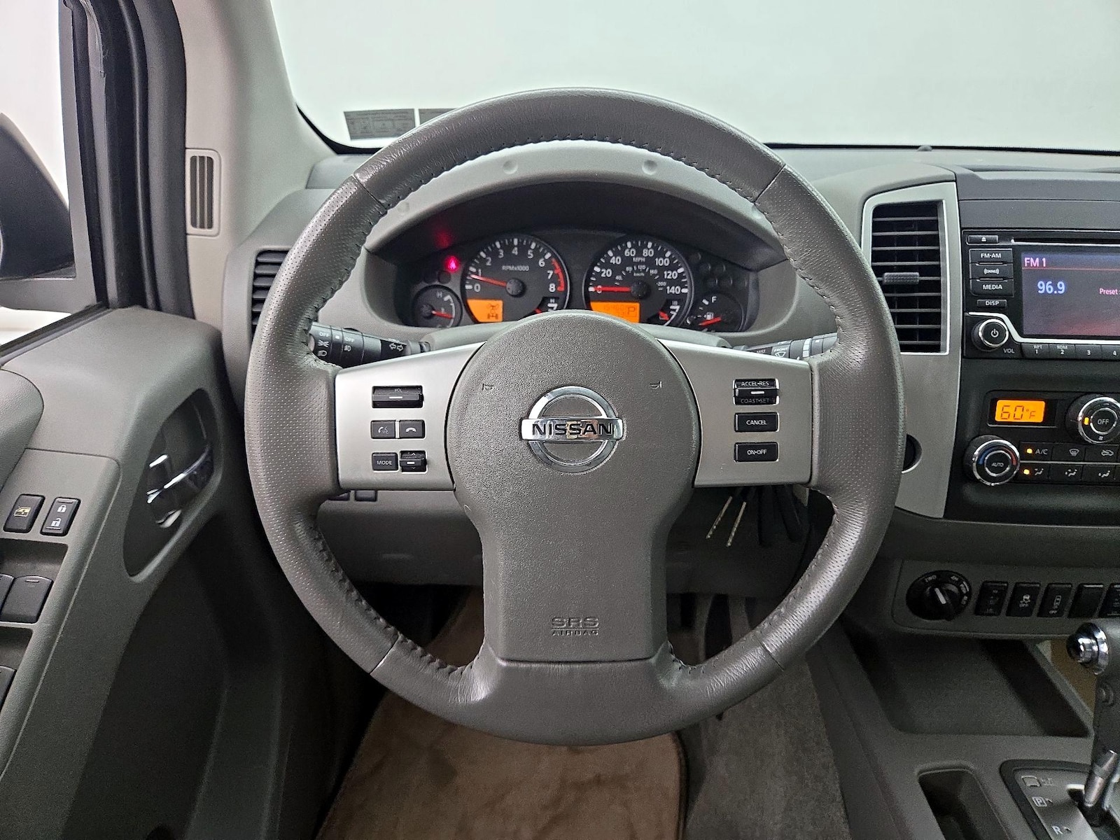 2018 Nissan Frontier SV - Photo 11