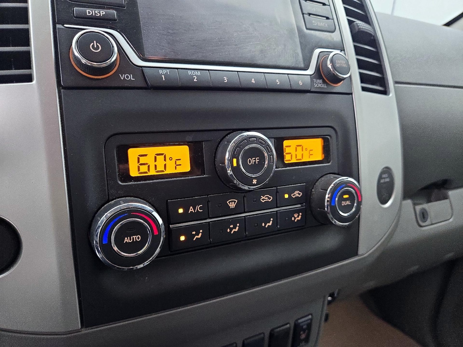 2018 Nissan Frontier SV - Photo 17
