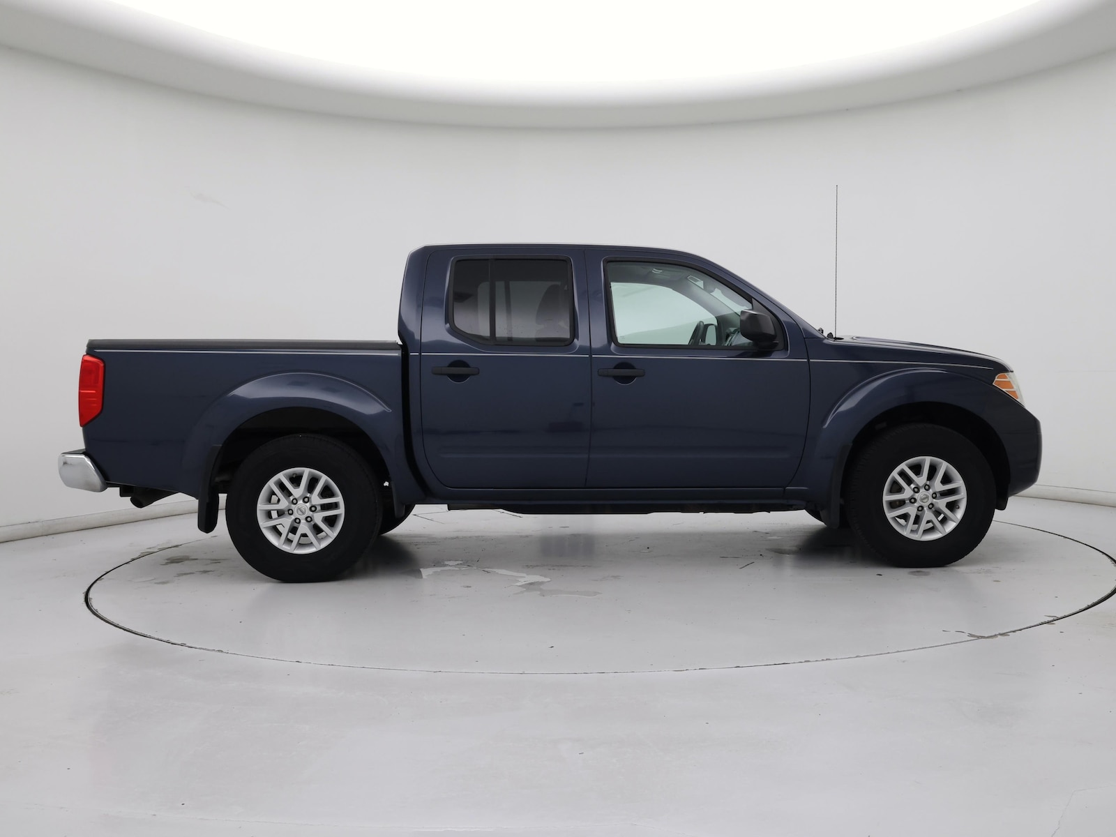 2018 Nissan Frontier SV - Photo 8
