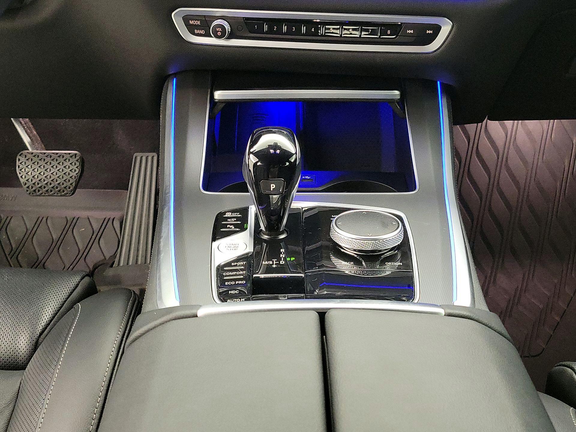 Thumbnail: 2022 BMW X5 - 17