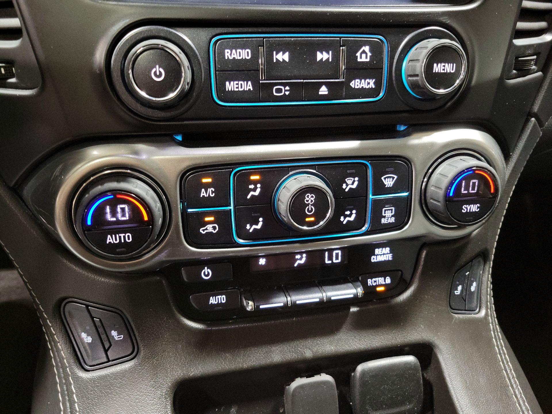 Thumbnail: 2020 Chevrolet Suburban - 17