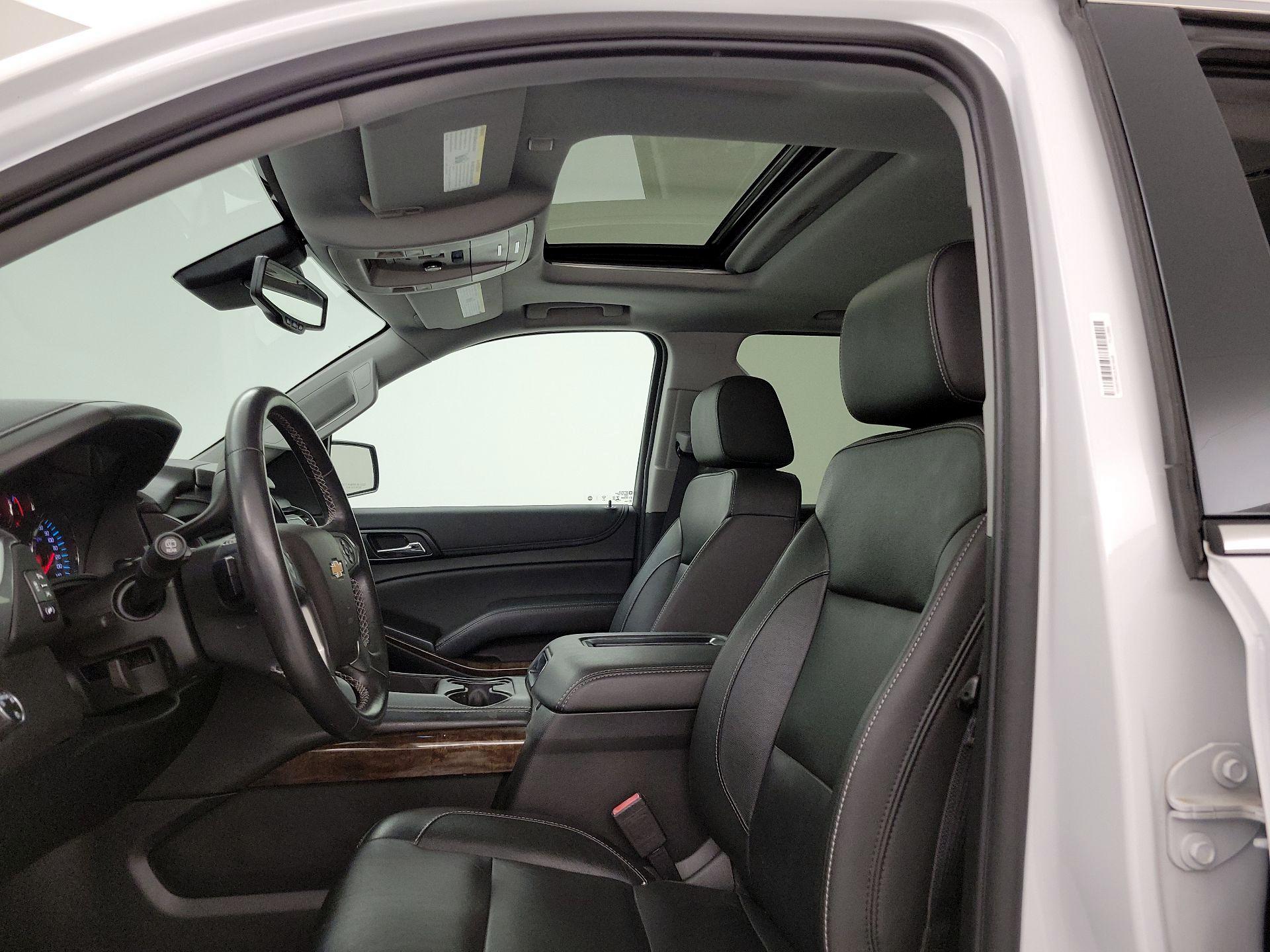 Thumbnail: 2020 Chevrolet Suburban - 19