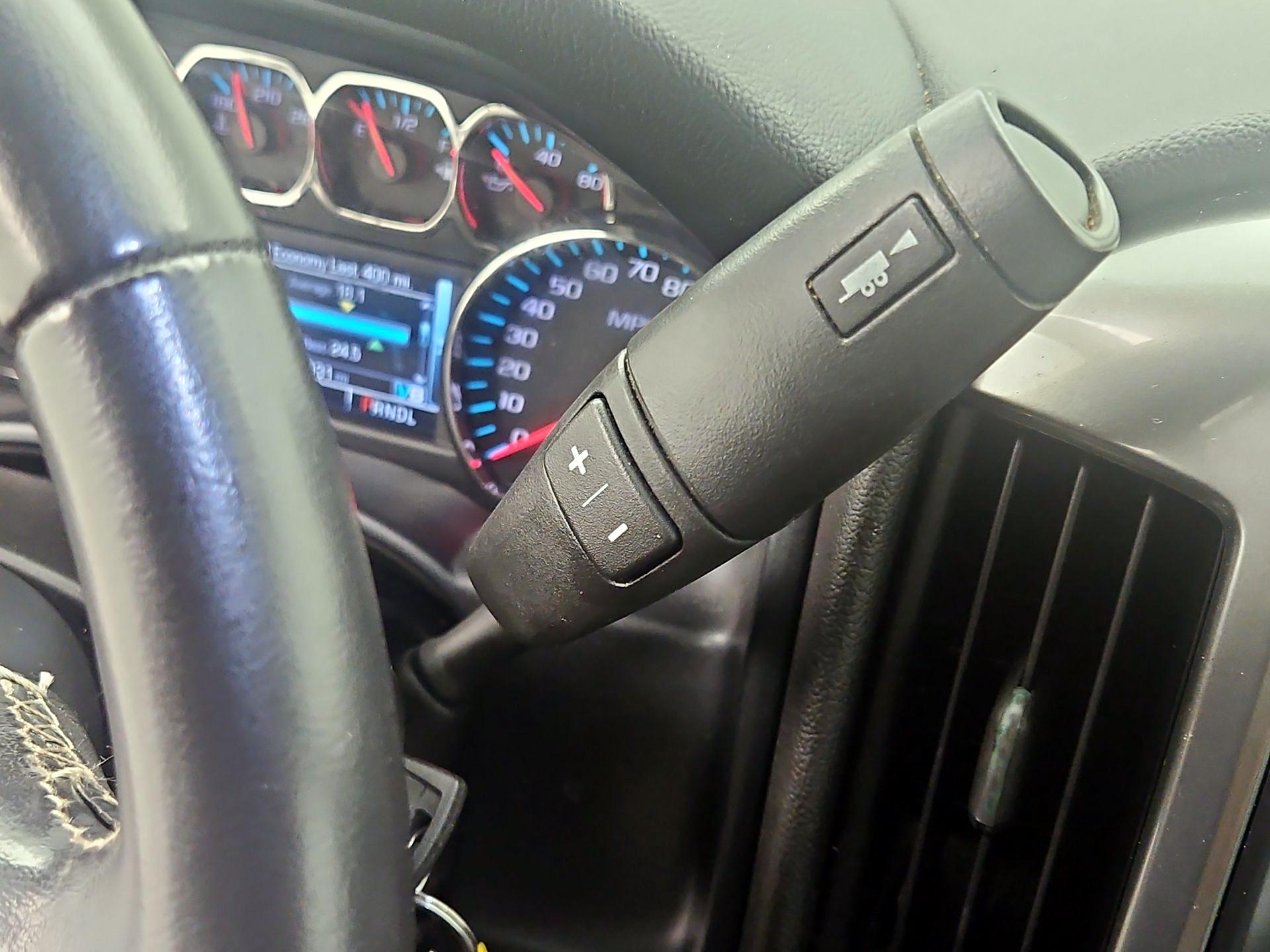 Thumbnail: 2018 Chevrolet Silverado 1500 - 17