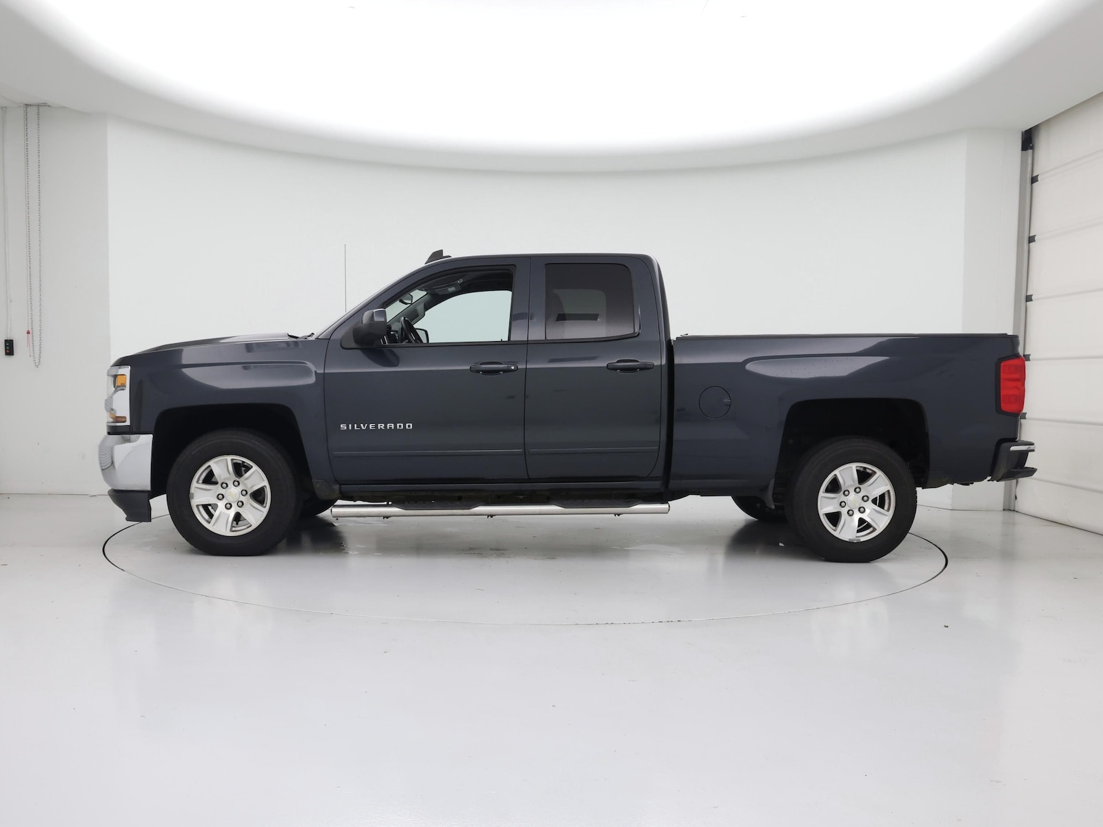 2018 Chevrolet Silverado 1500 LT - Photo 4