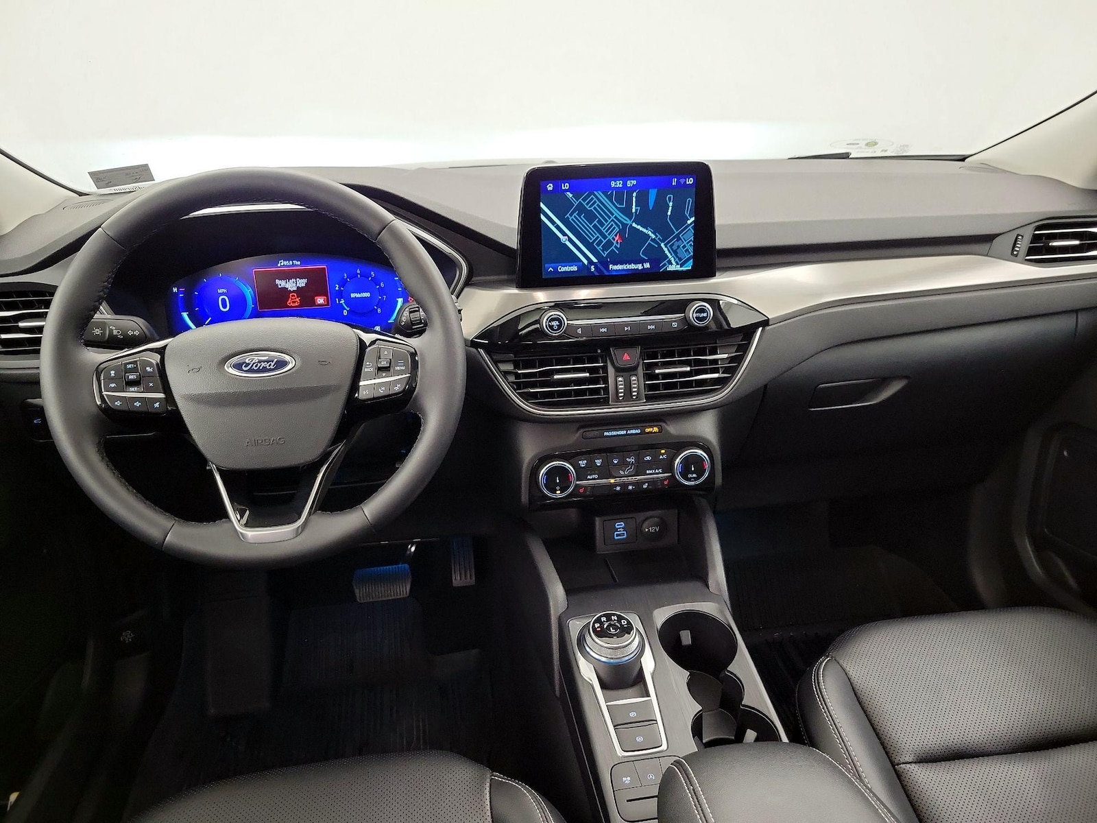 2022 Ford Escape Titanium - Photo 10
