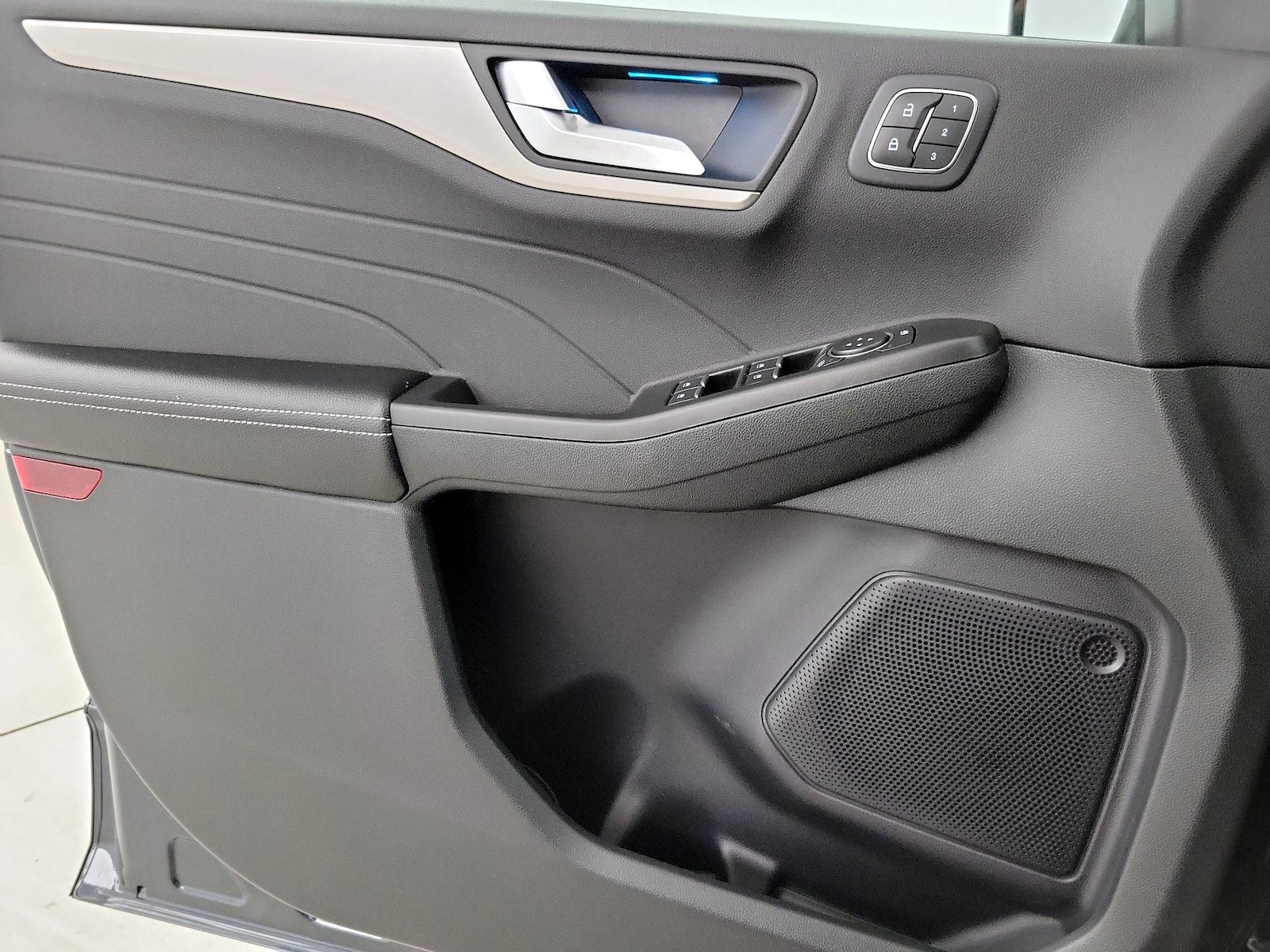 2022 Ford Escape Titanium - Photo 13