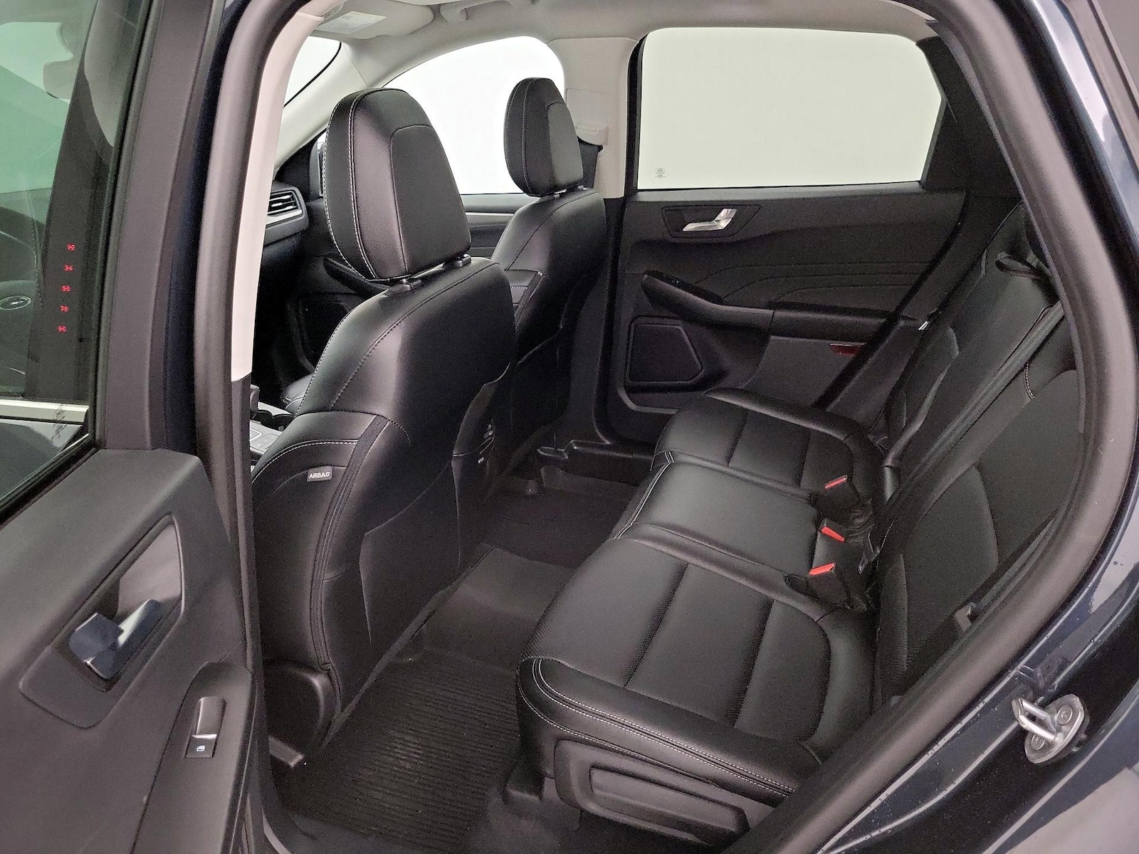 2022 Ford Escape Titanium - Photo 22