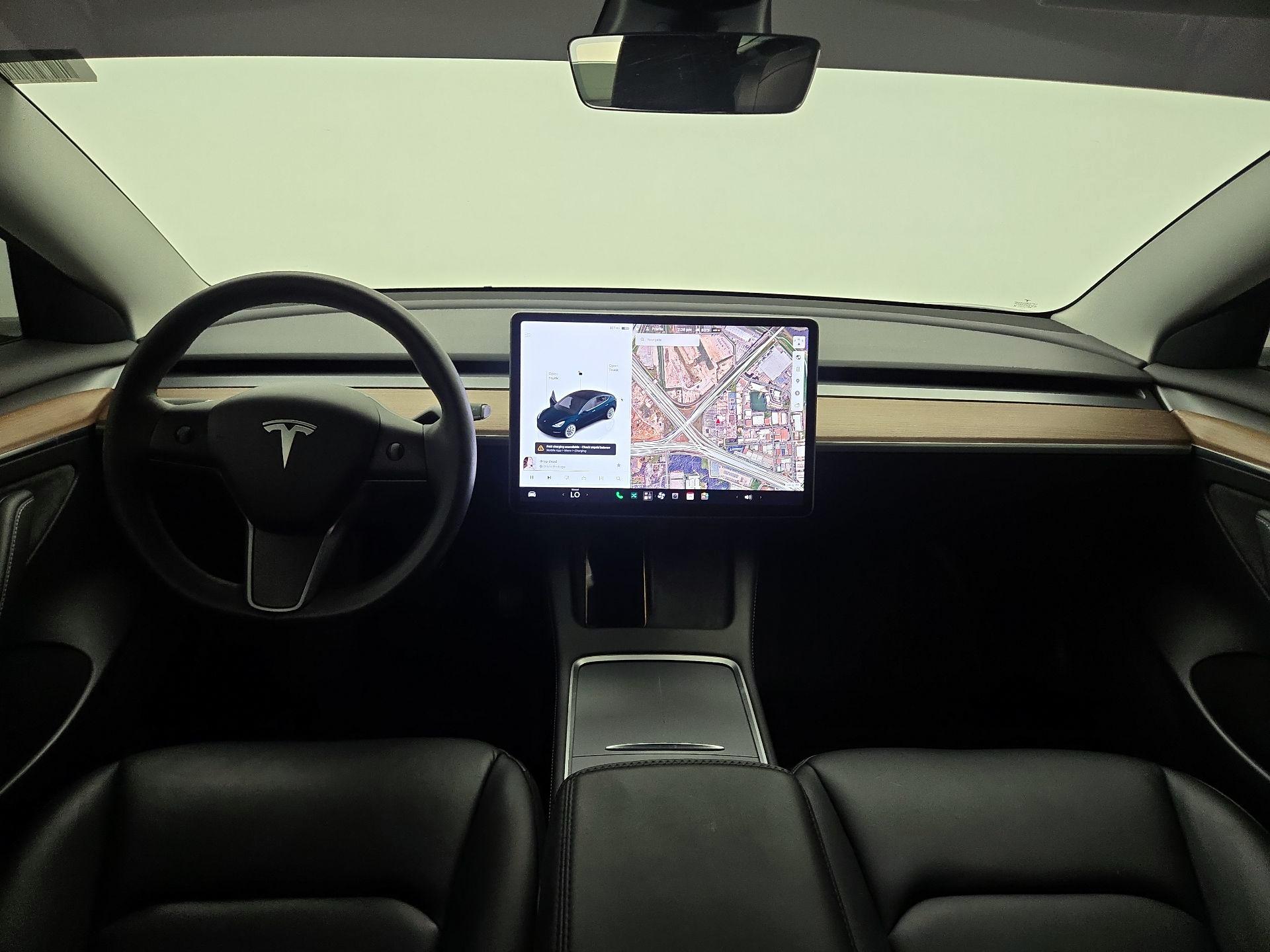 Thumbnail: 2022 Tesla Model 3 - 9