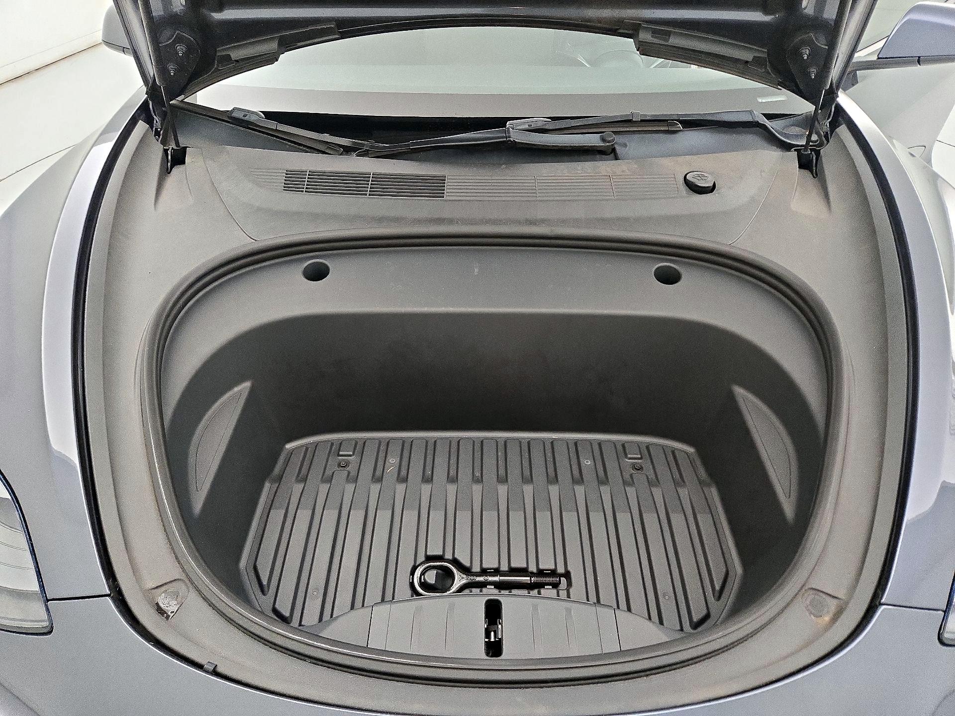 Thumbnail: 2022 Tesla Model 3 - 20