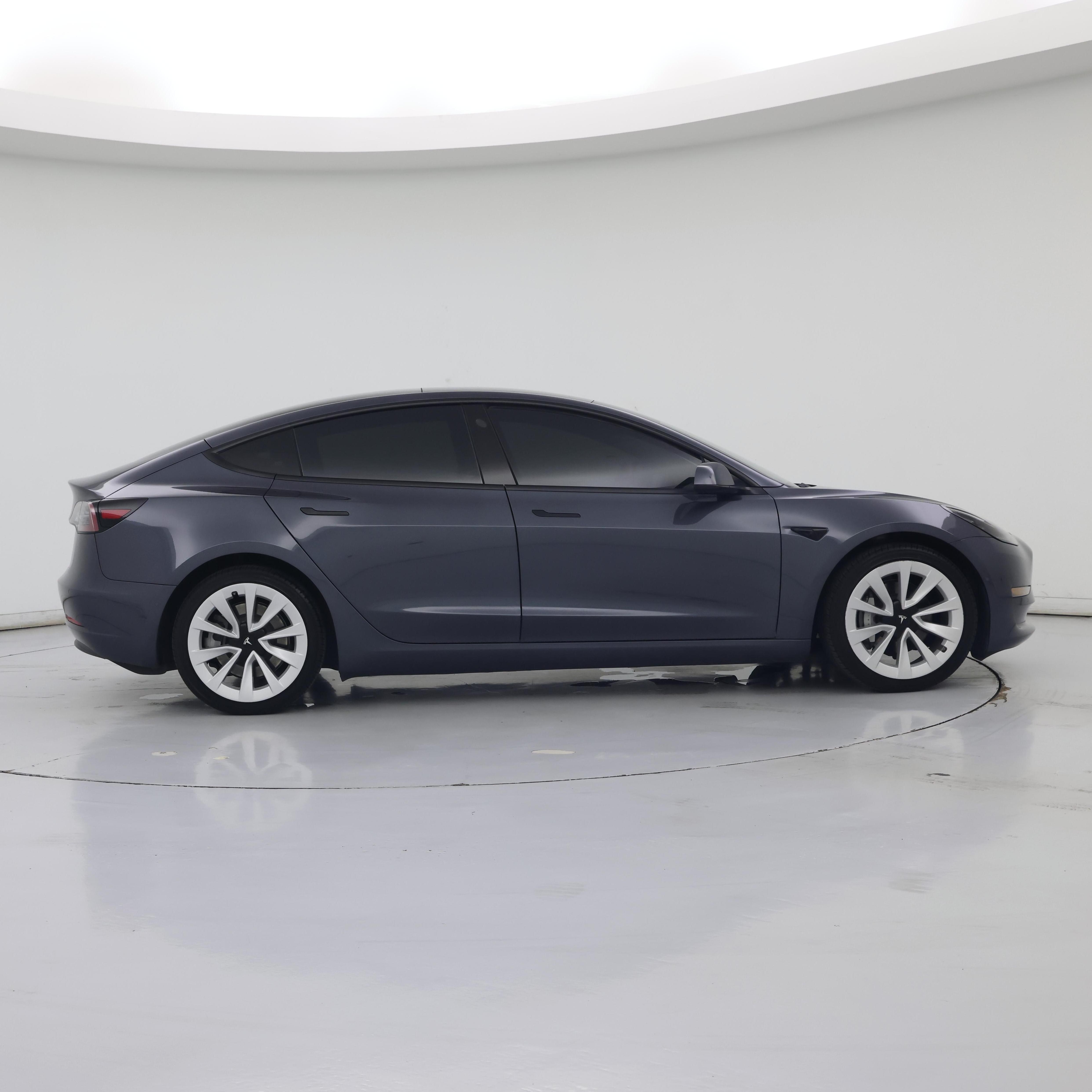 Thumbnail: 2022 Tesla Model 3 - 7