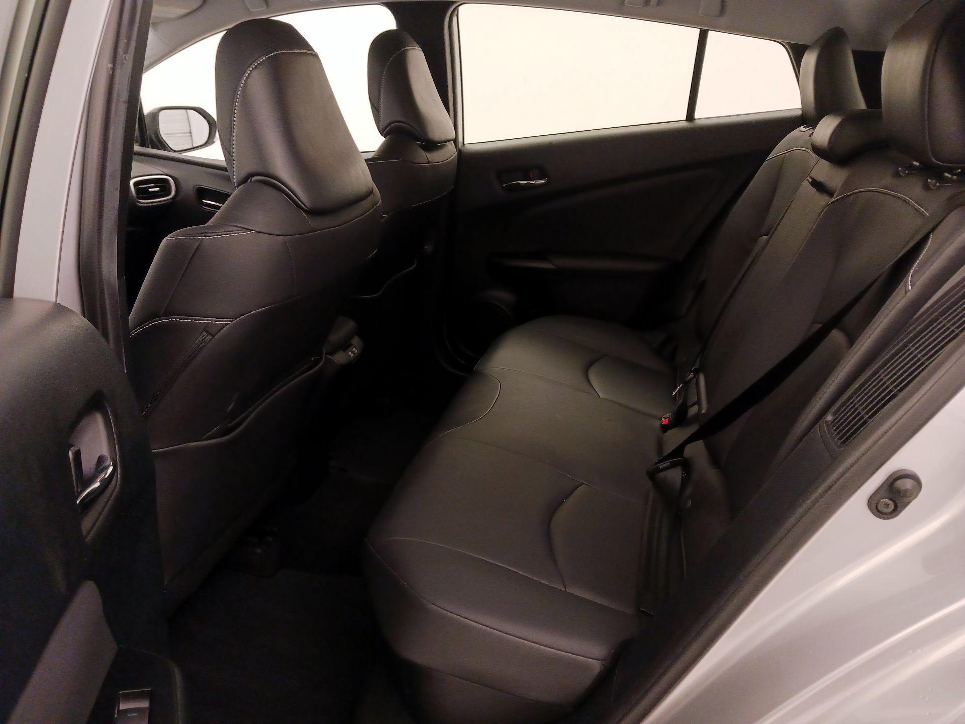 Thumbnail: 2021 Toyota Prius Prime - 20