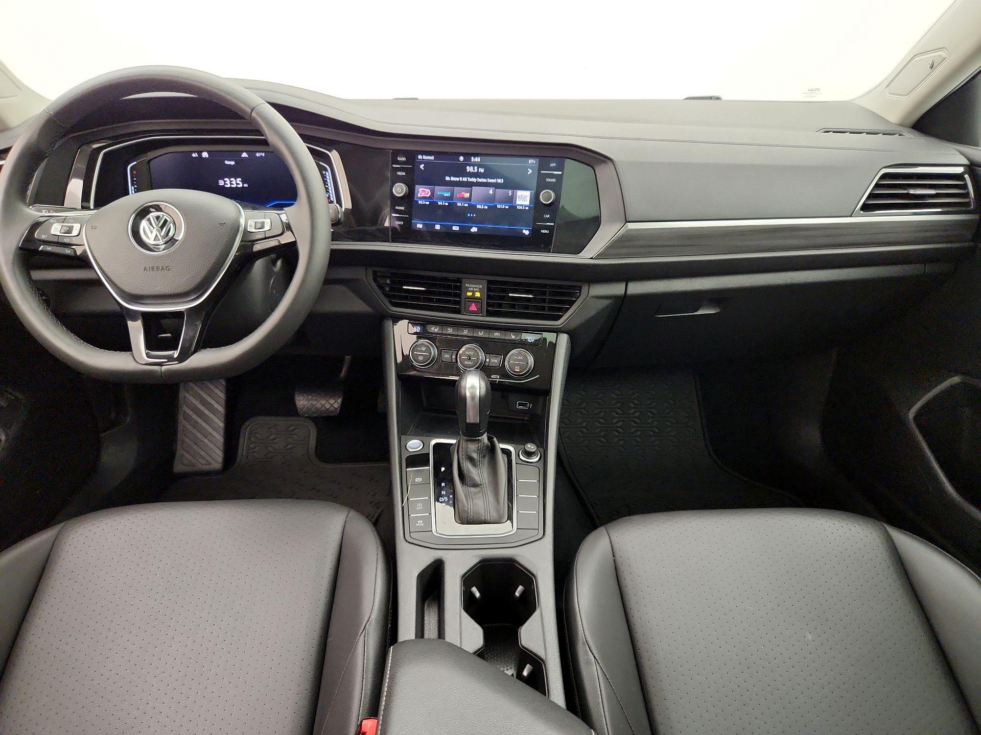 Thumbnail: 2020 Volkswagen Jetta - 9