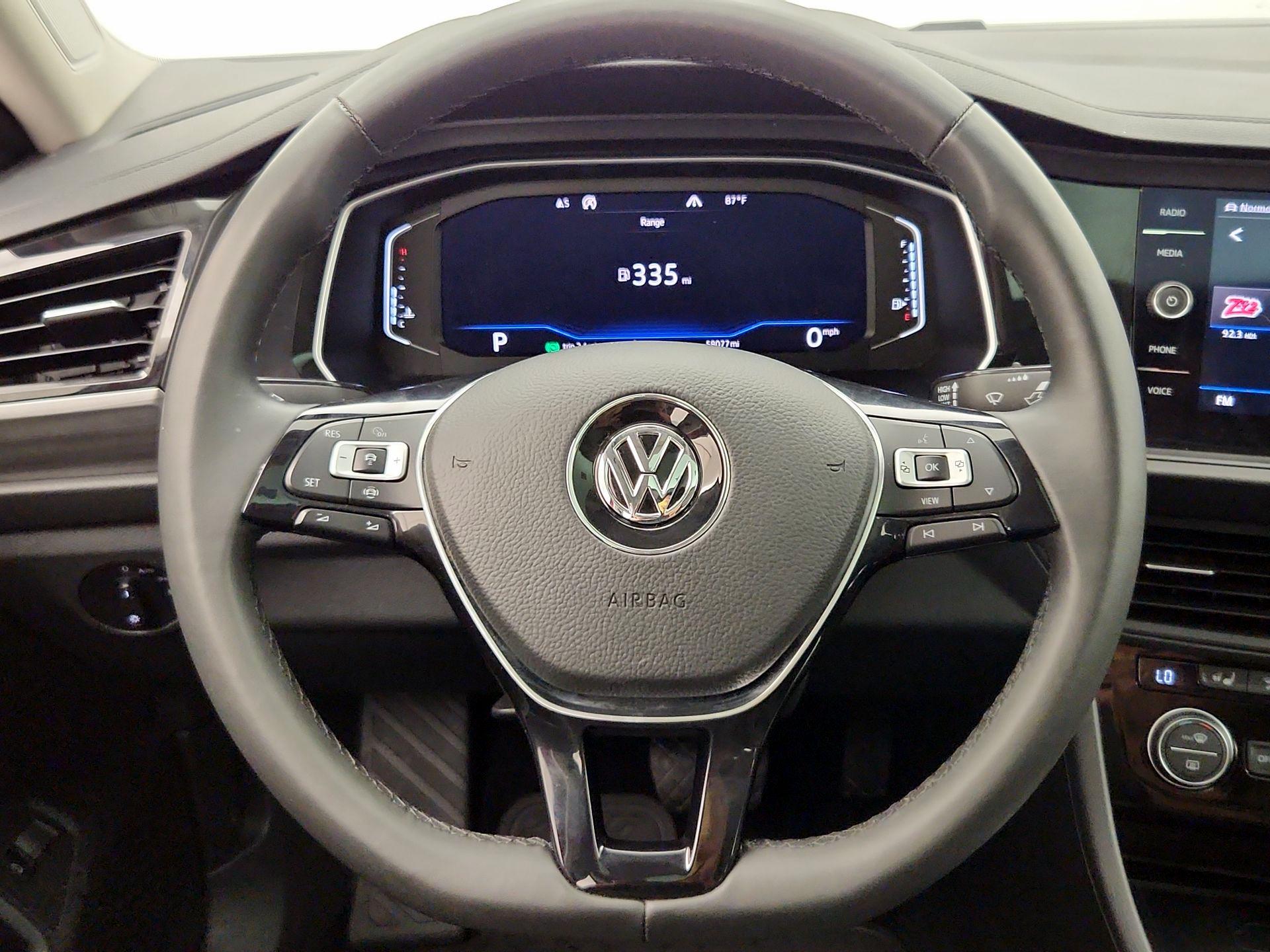 Thumbnail: 2020 Volkswagen Jetta - 10