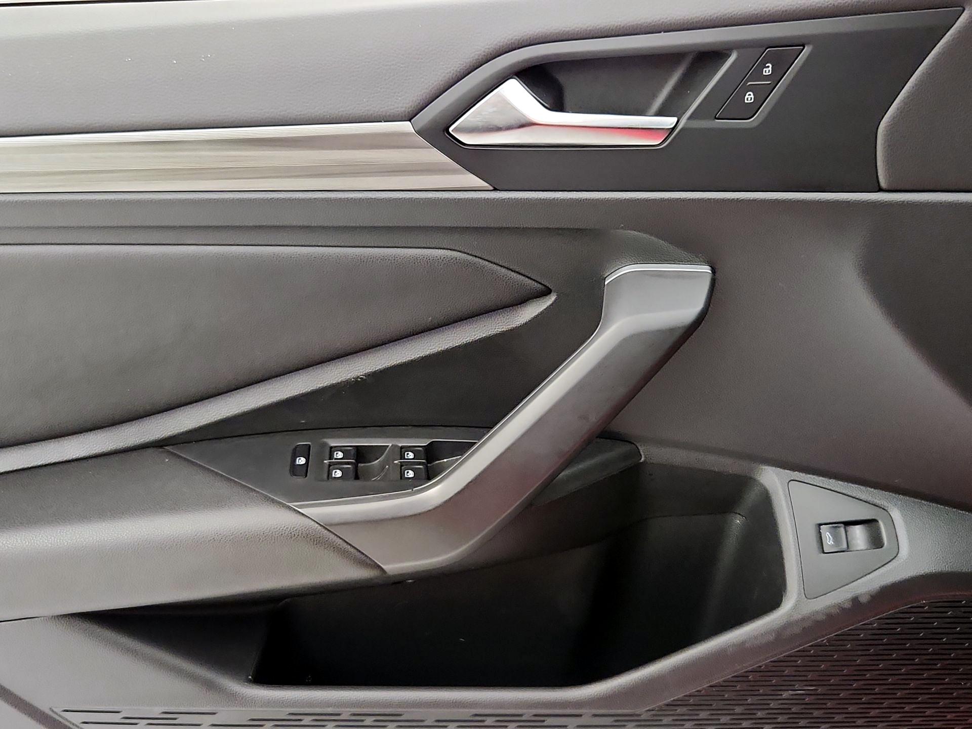 Thumbnail: 2020 Volkswagen Jetta - 12